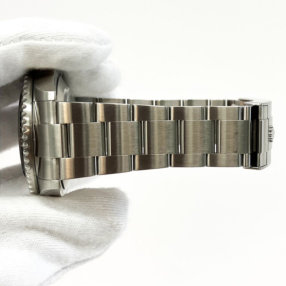 Sea-Dweller Deep Sea Steel Black Dial 43mm Product Image 4
