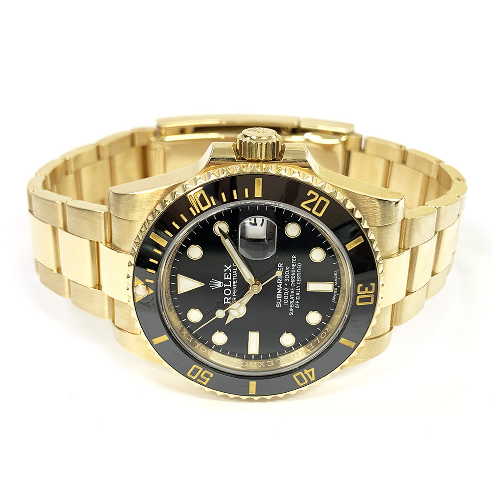 Submariner Date Yellow Gold Black Dial 40mm Product Image 2