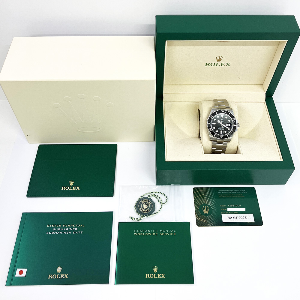 Submariner Date Steel Black Dial 41mm Product Image 5