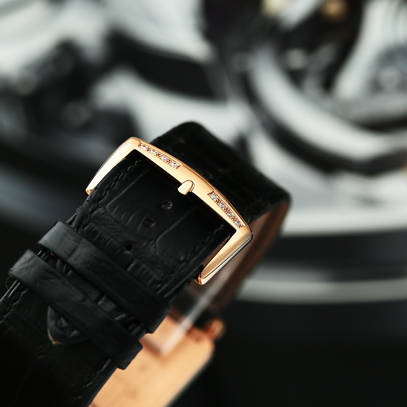 Long Island Rose Gold Diamond Silver Dial 30mm Product Image 8