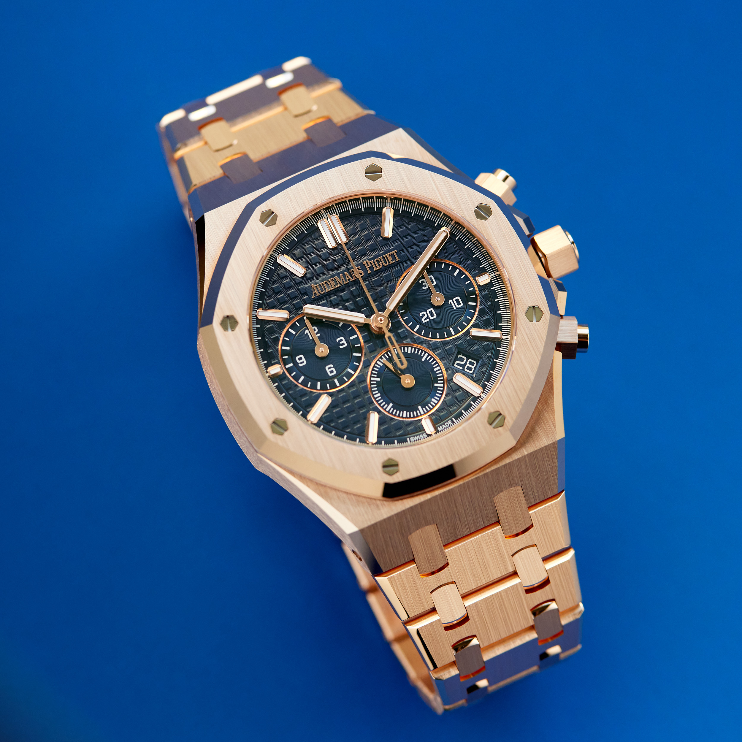 Royal Oak Chronograph Rose Gold Blue Dial 38mm Product Image
