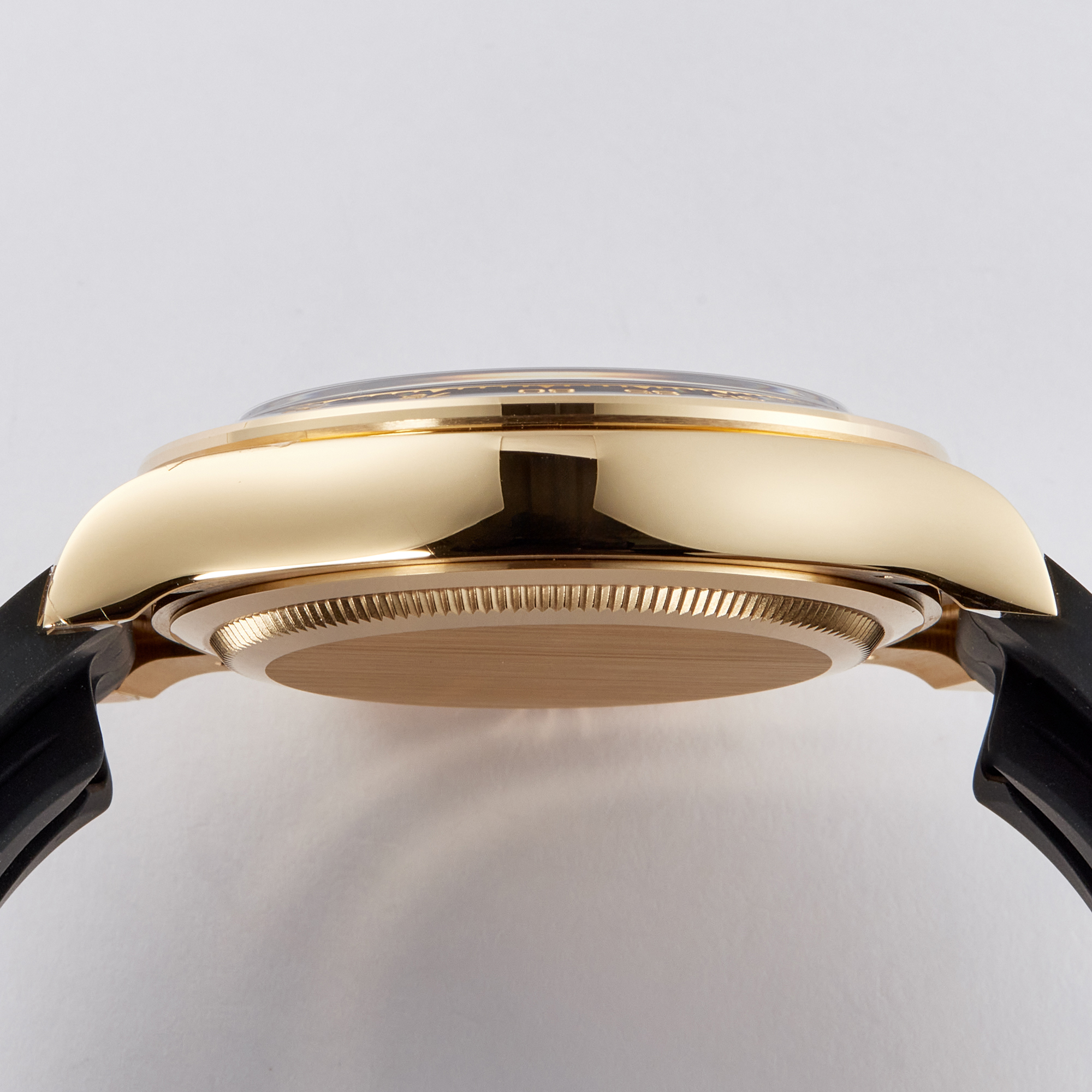 Daytona Yellow Gold Oysteflex Champagne Dial 40mm Product Image 5