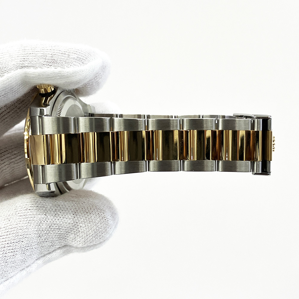 Daytona Yellow Gold & Steel Black Dial 40mm Product Image 4