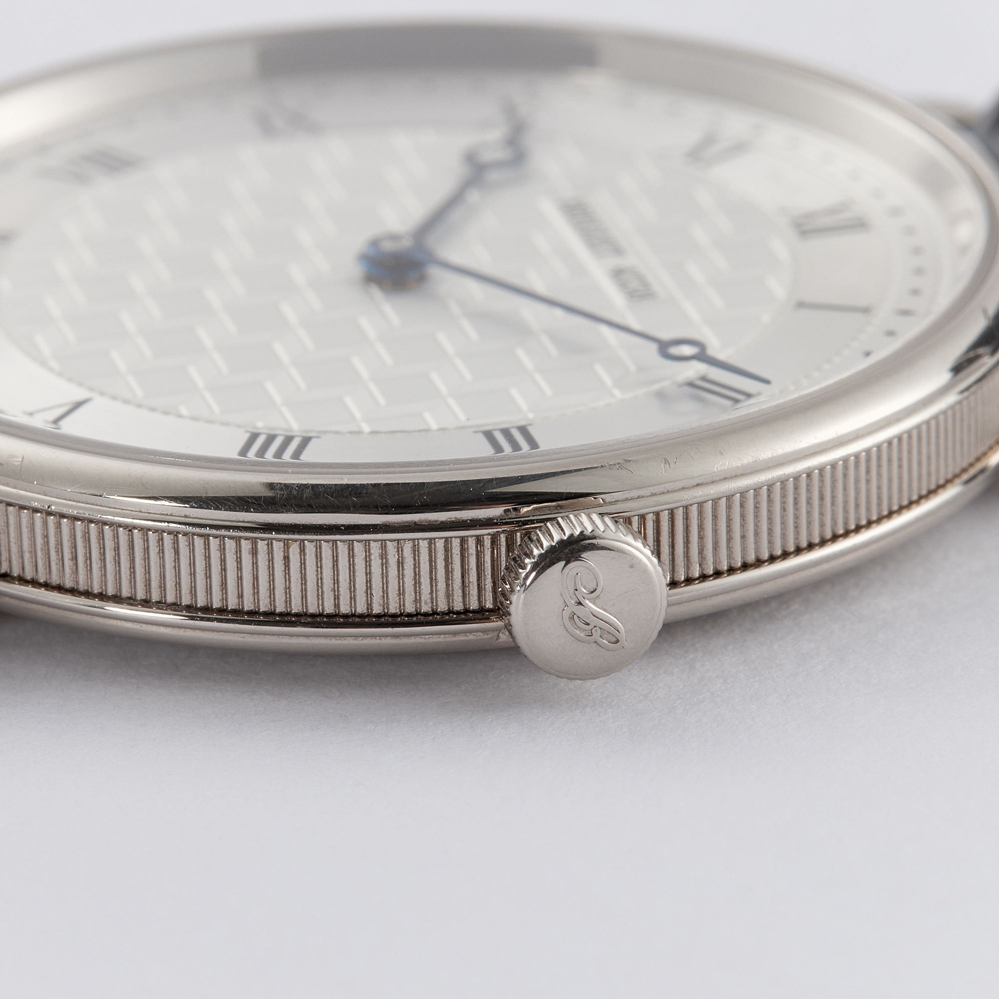 Classique White Gold Silver Dial 41mm Product Image 7