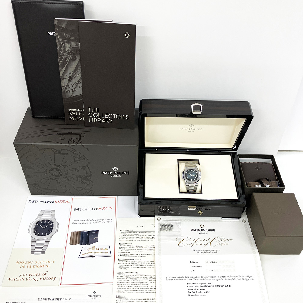 Nautilus Steel Blue Dial 40mm Product Image 7