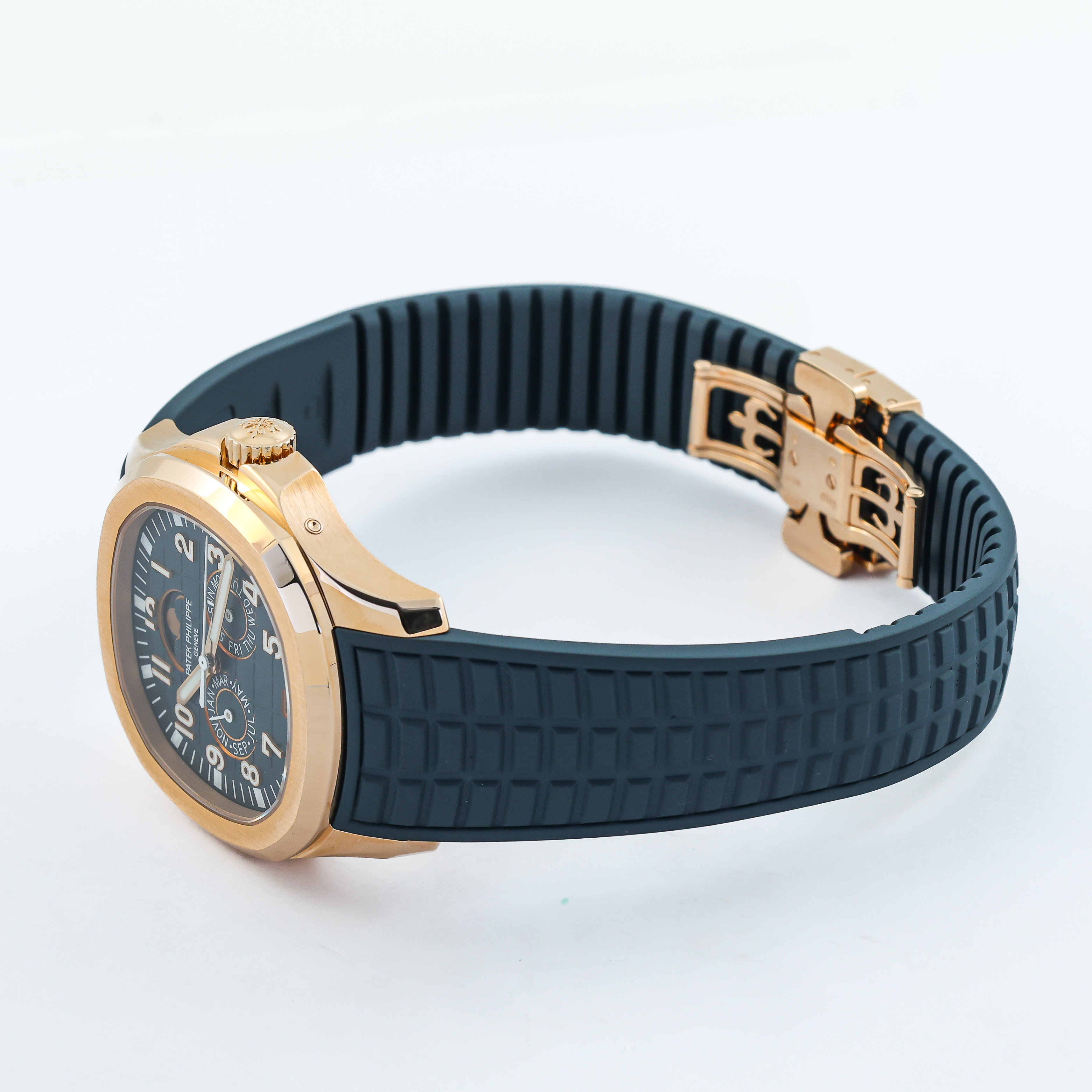 Aquanaut Luce Annual Calendar Rose Gold Blue Dial 39mm Product Image 4