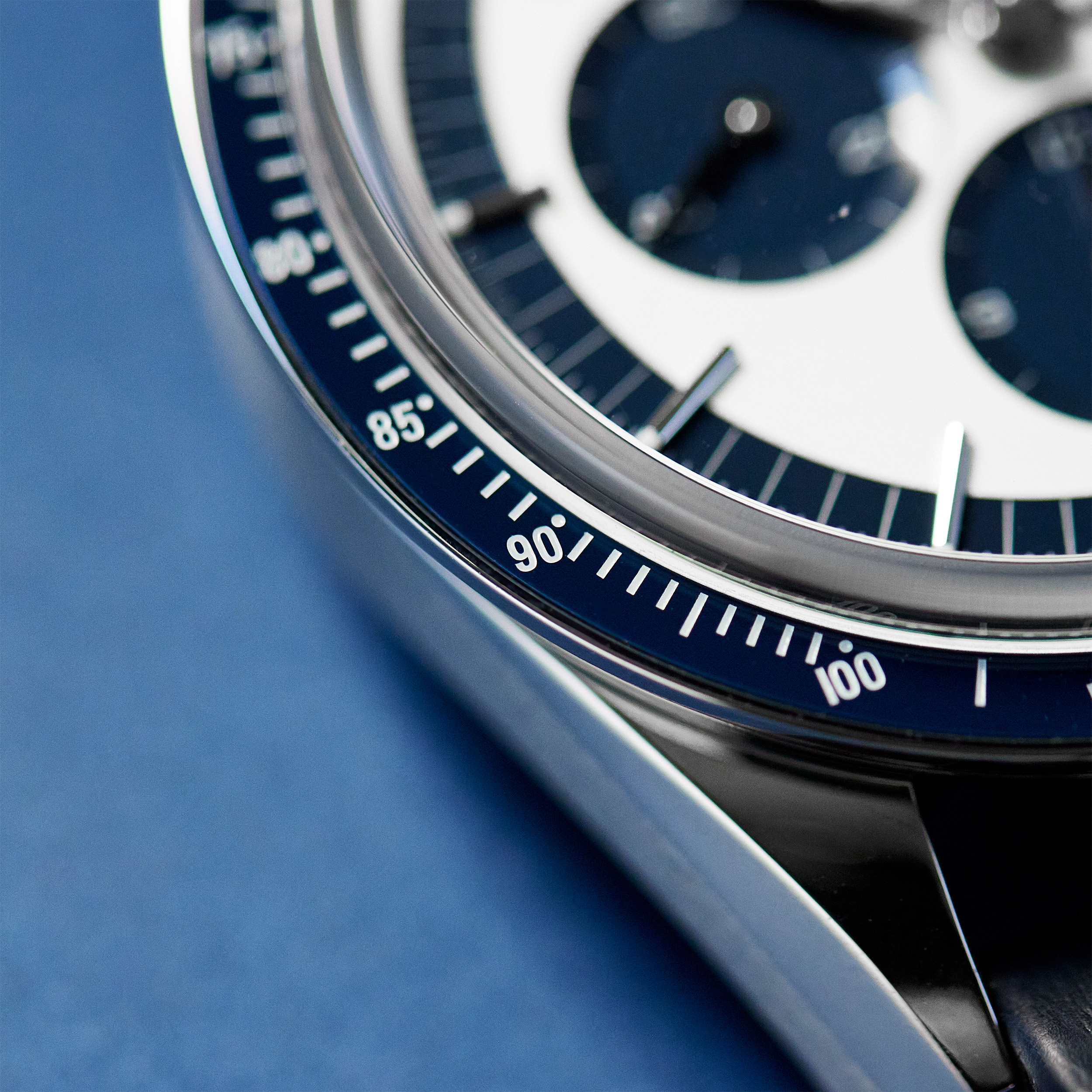 Speedmaster Steel Silver Dial 39mm Product Image