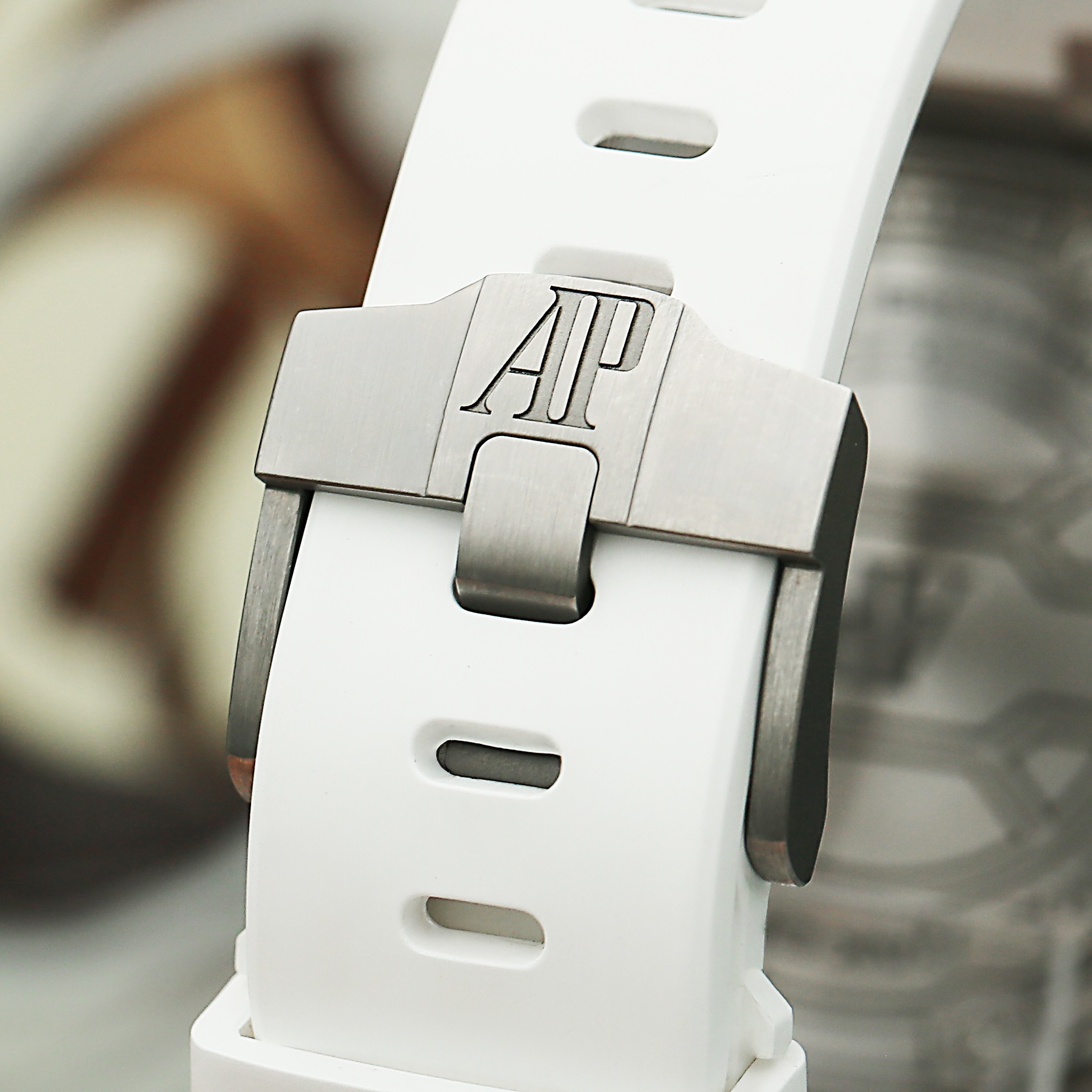 Royal Oak Offshore Titanium Blue Dial 42mm Product Image 7