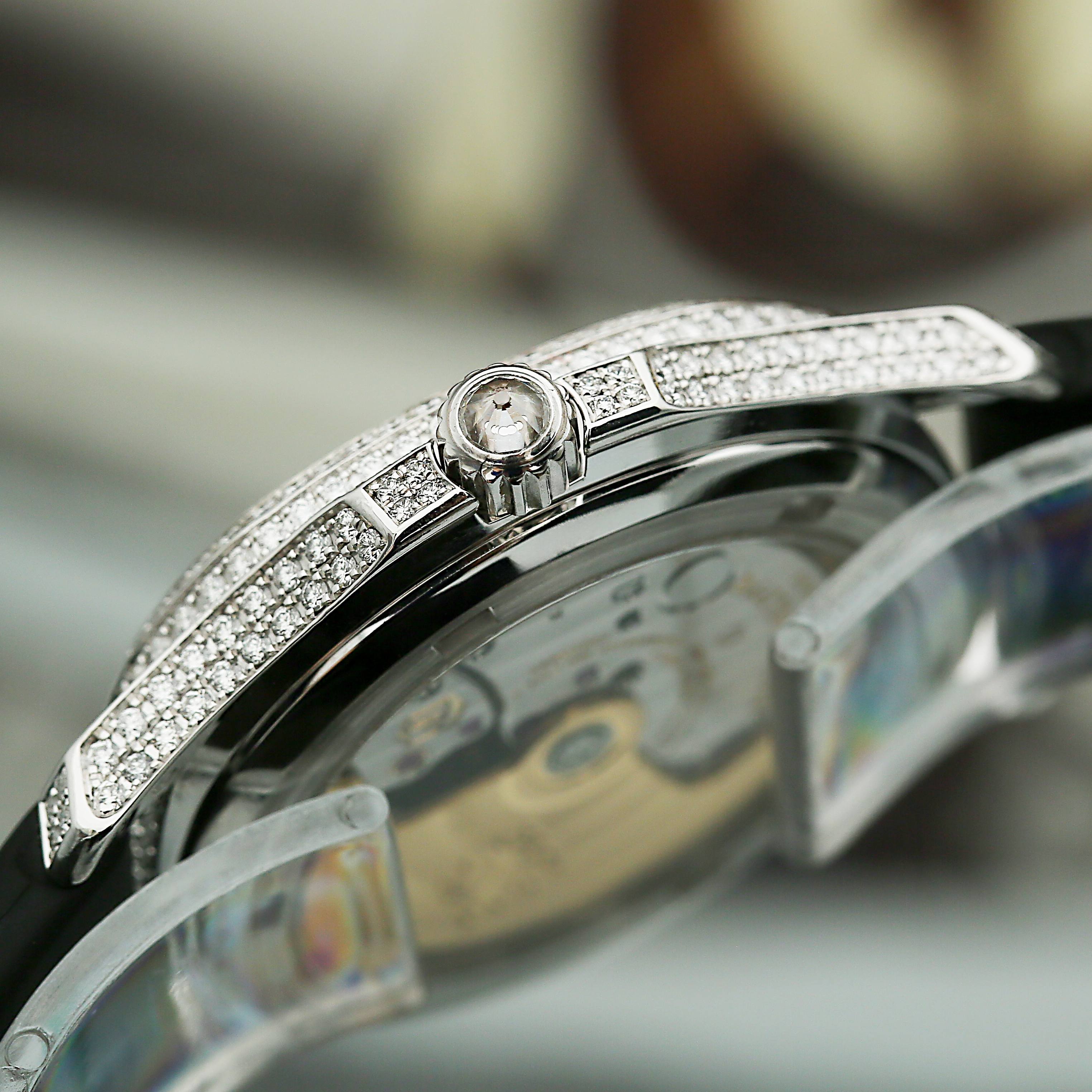 Aquanaut White Gold Diamond Black Dial 35mm Product Image 5