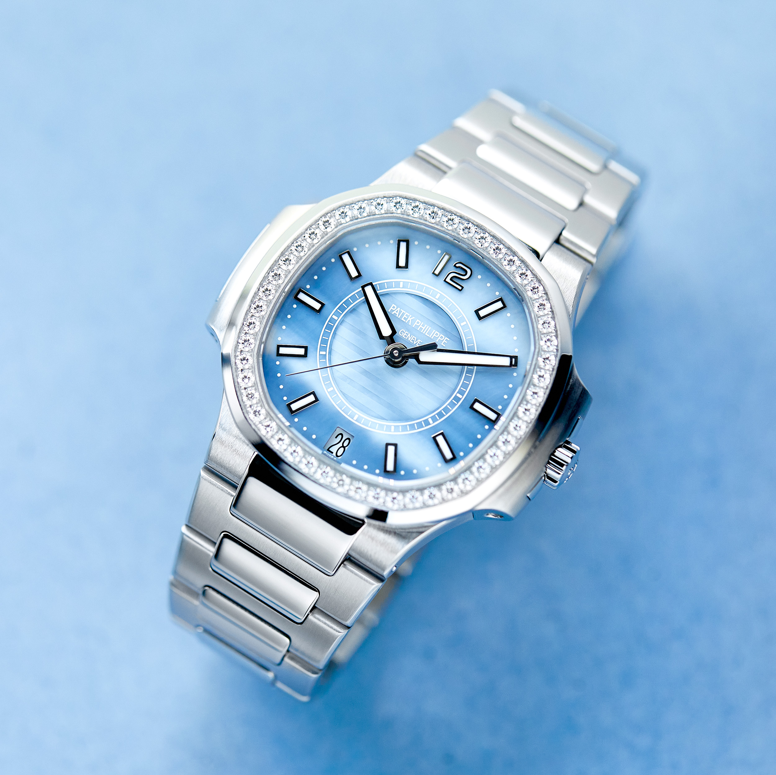 Nautilus Steel Diamond Blue Dial 33mm Product Image