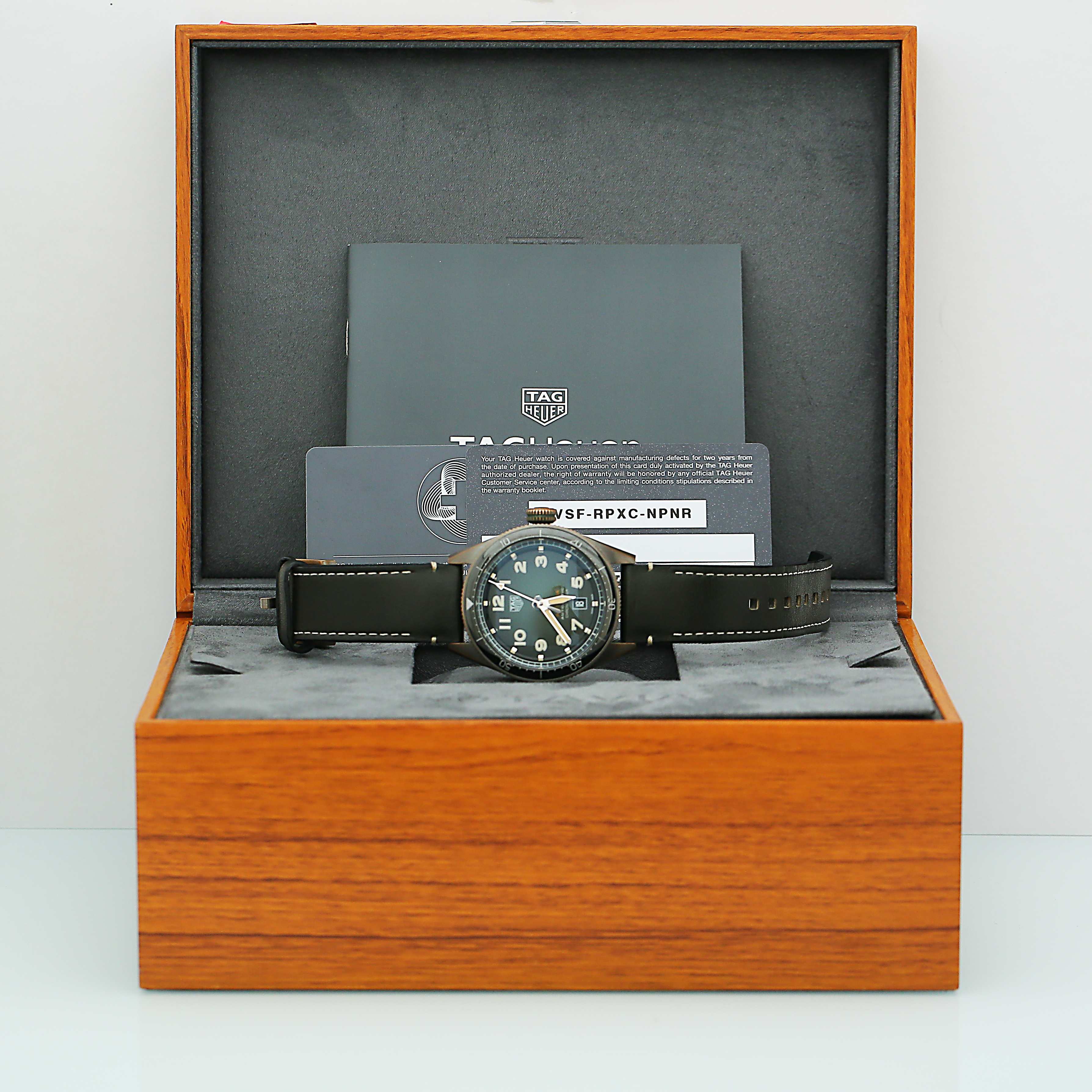Autavia Bronze Green Dial 42mm Product Image 8
