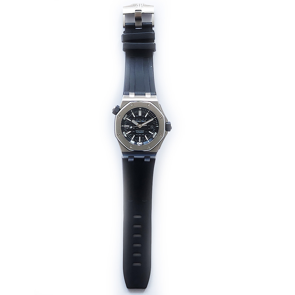 Royal Oak Offshore Diver Steel Black Dial 42mm Product Image 2