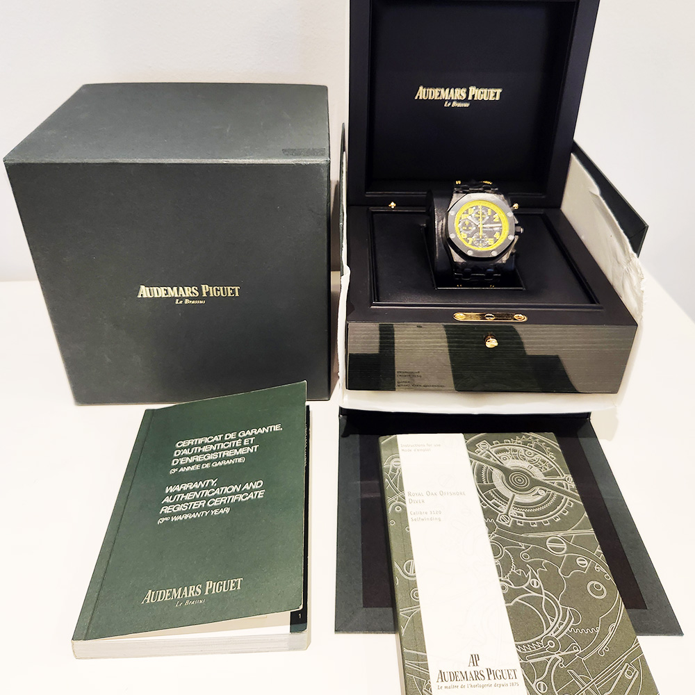 Royal Oak Offshore Carbon Black Dial 42mm Product Image 6