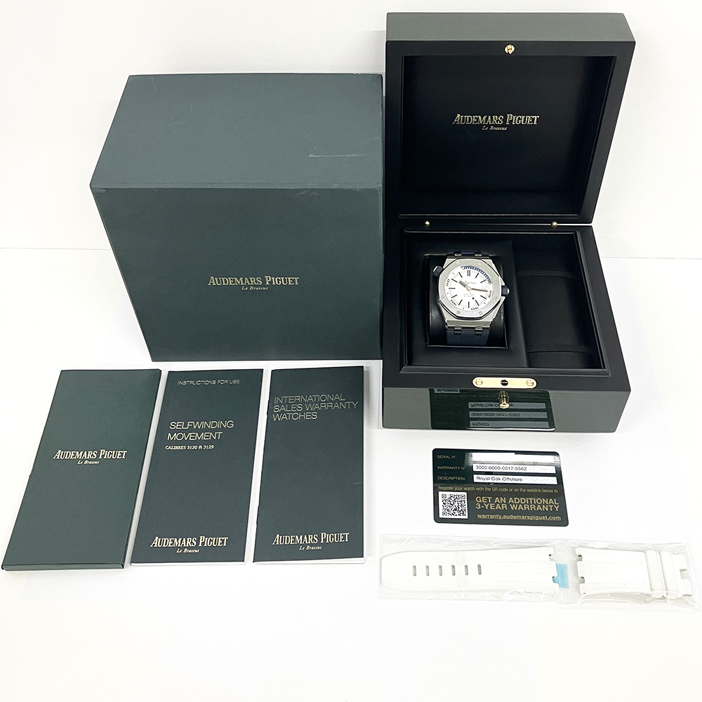 Royal Oak Offshore Diver Steel White Dial 42mm Product Image 7
