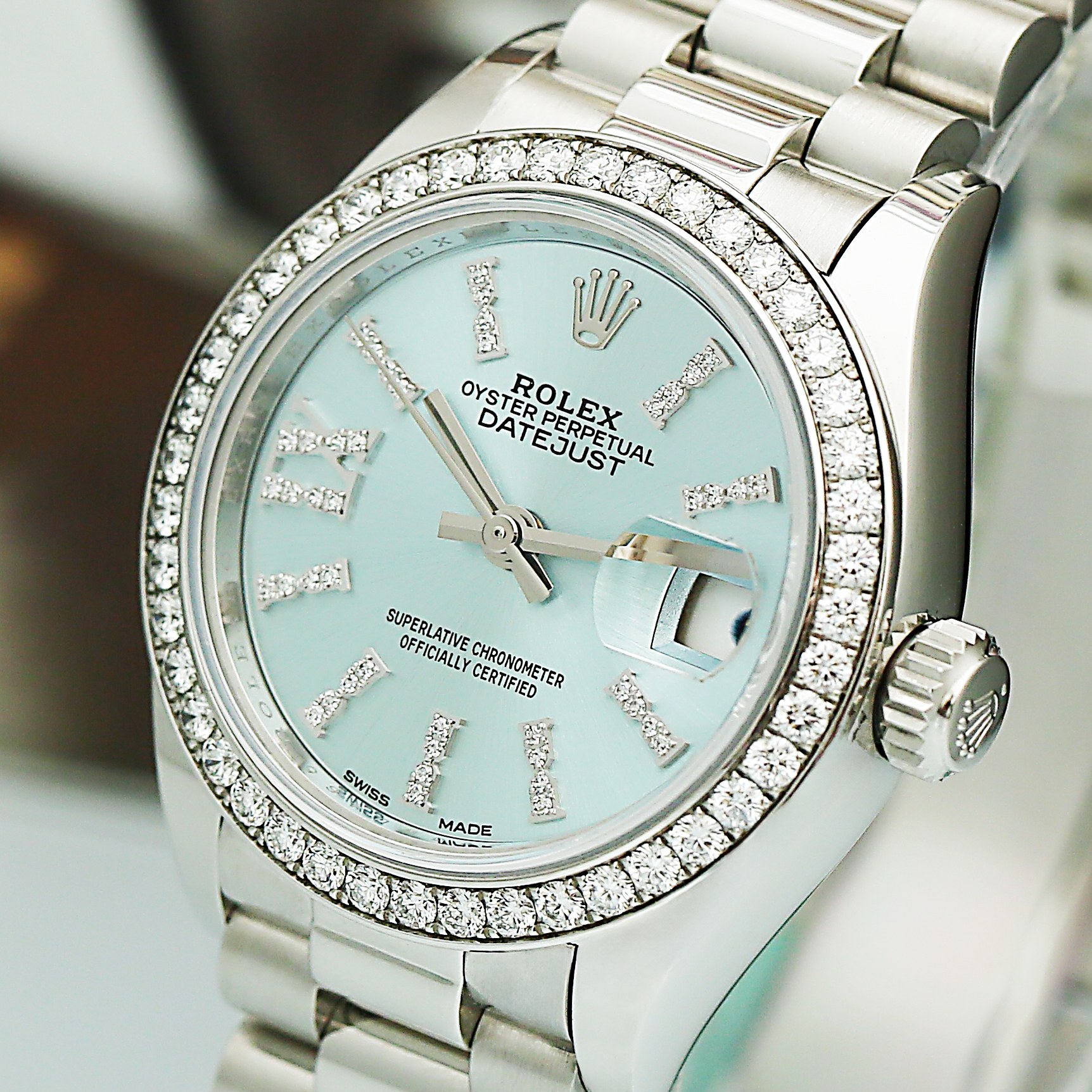 Lady-Datejust Platinum Diamond Ice Blue Dial 28mm Product Image 1