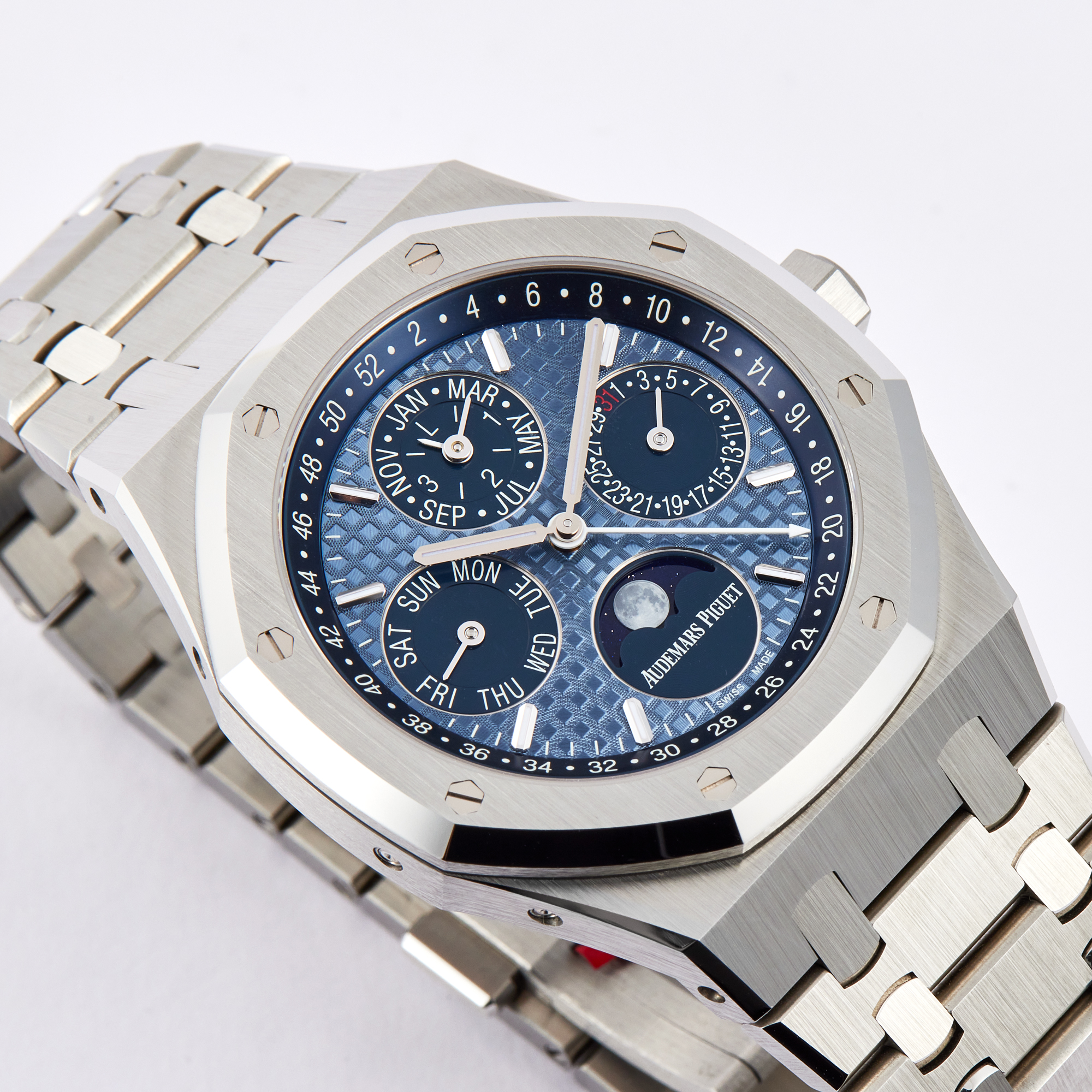 Royal Oak Perpetual Calendar Steel Blue Dial 41mm Product Image 1