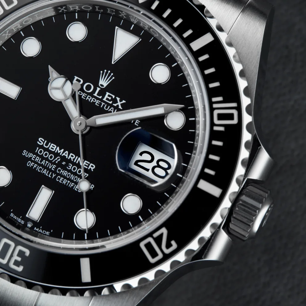 Submariner Date Steel Black Dial 41mm Product Image 2