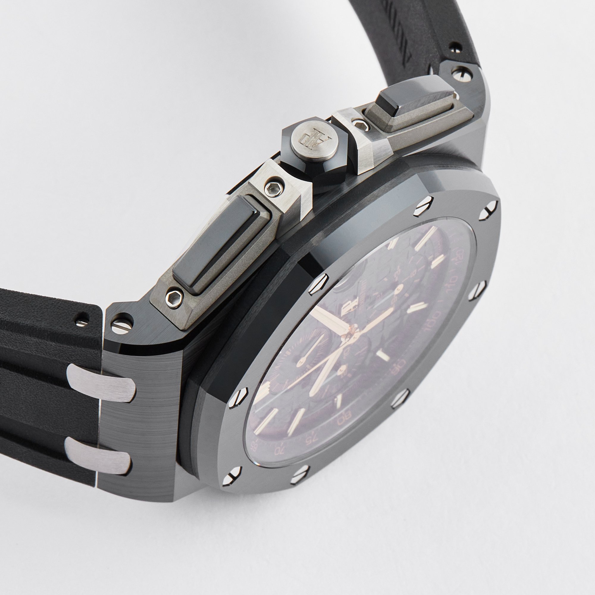 Royal Oak Offshore Titanium Black Dial 44mm Product Image 3