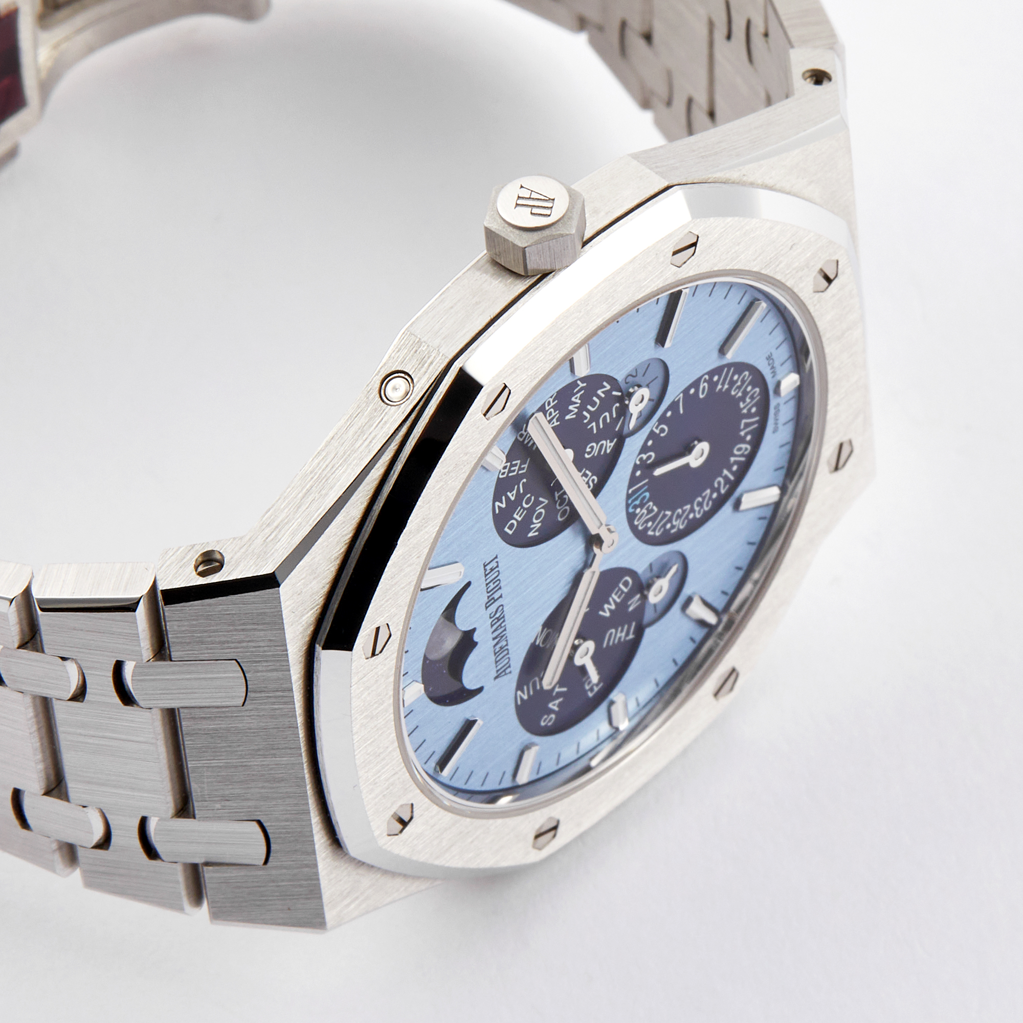 Royal Oak Ultra-Thin Perpetual Calendar #RD2 ‘Luminary’ Limited 25 Pcs Product Image 3