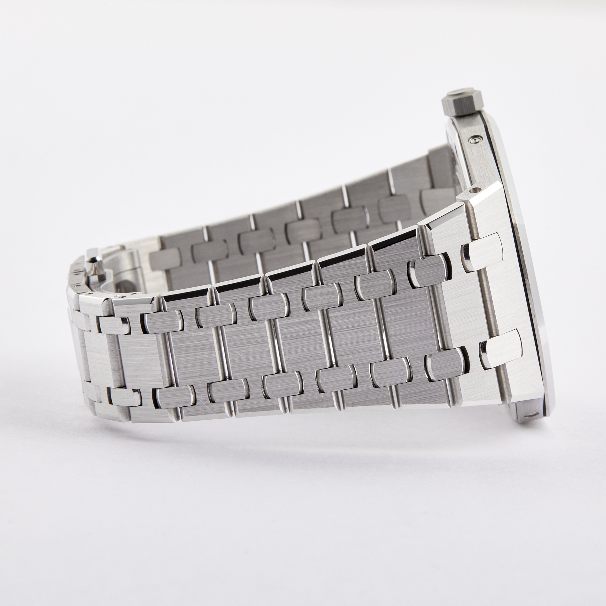 Royal Oak Ultra-Thin Perpetual Calendar #RD2 ‘Luminary’ Limited 25 Pcs Product Image 11