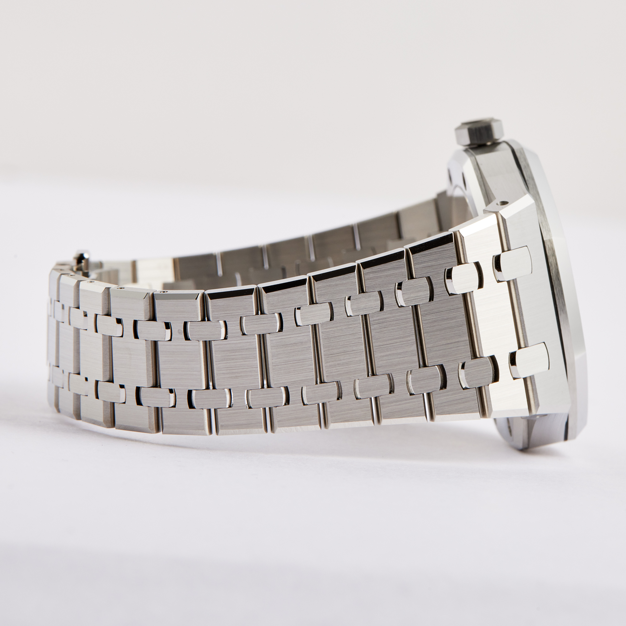 Royal Oak Selfwinding Steel Black Dial 41mm Product Image 11