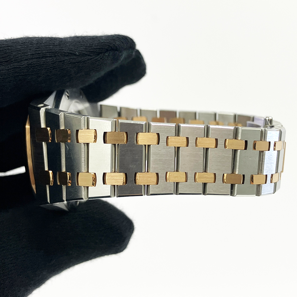 Royal Oak Selfwinding Rose Gold & Steel Silver Dial 37mm Product Image 7