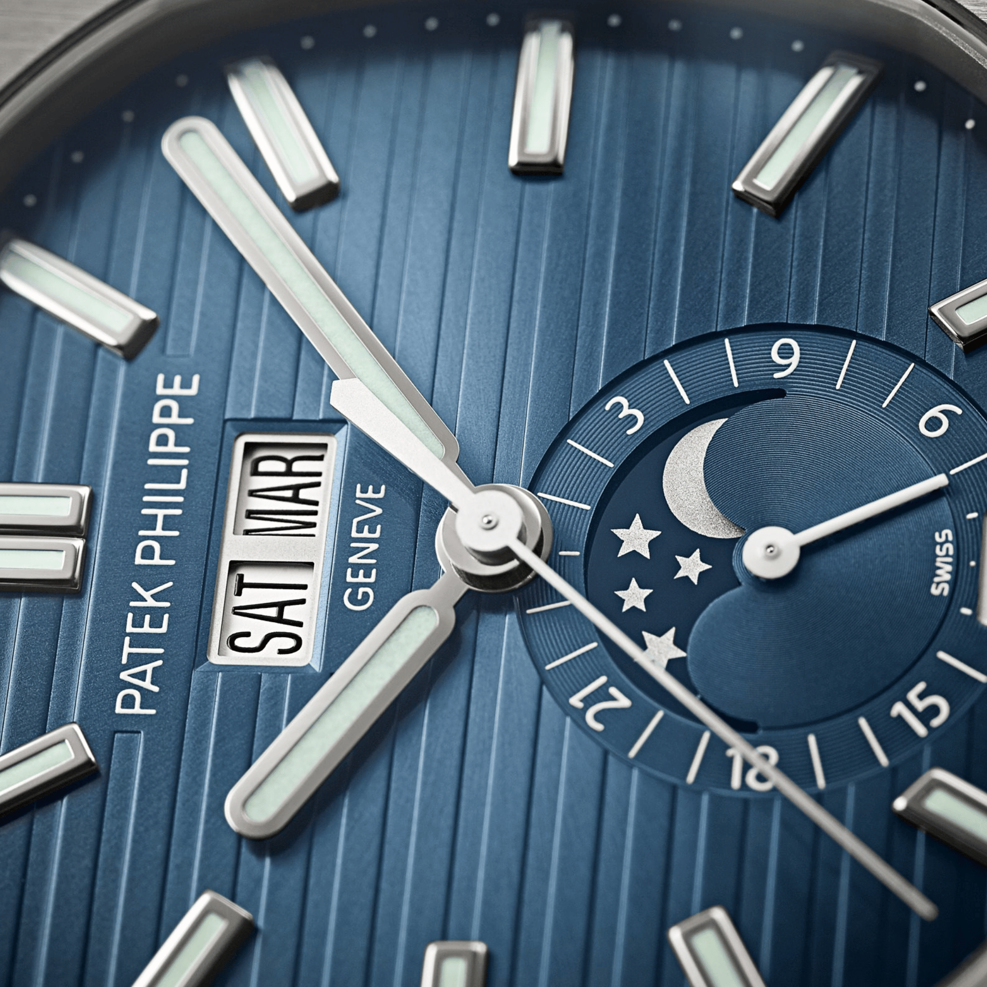 Nautilus Annual Calendar Steel Blue Dial 40mm Product Image 5