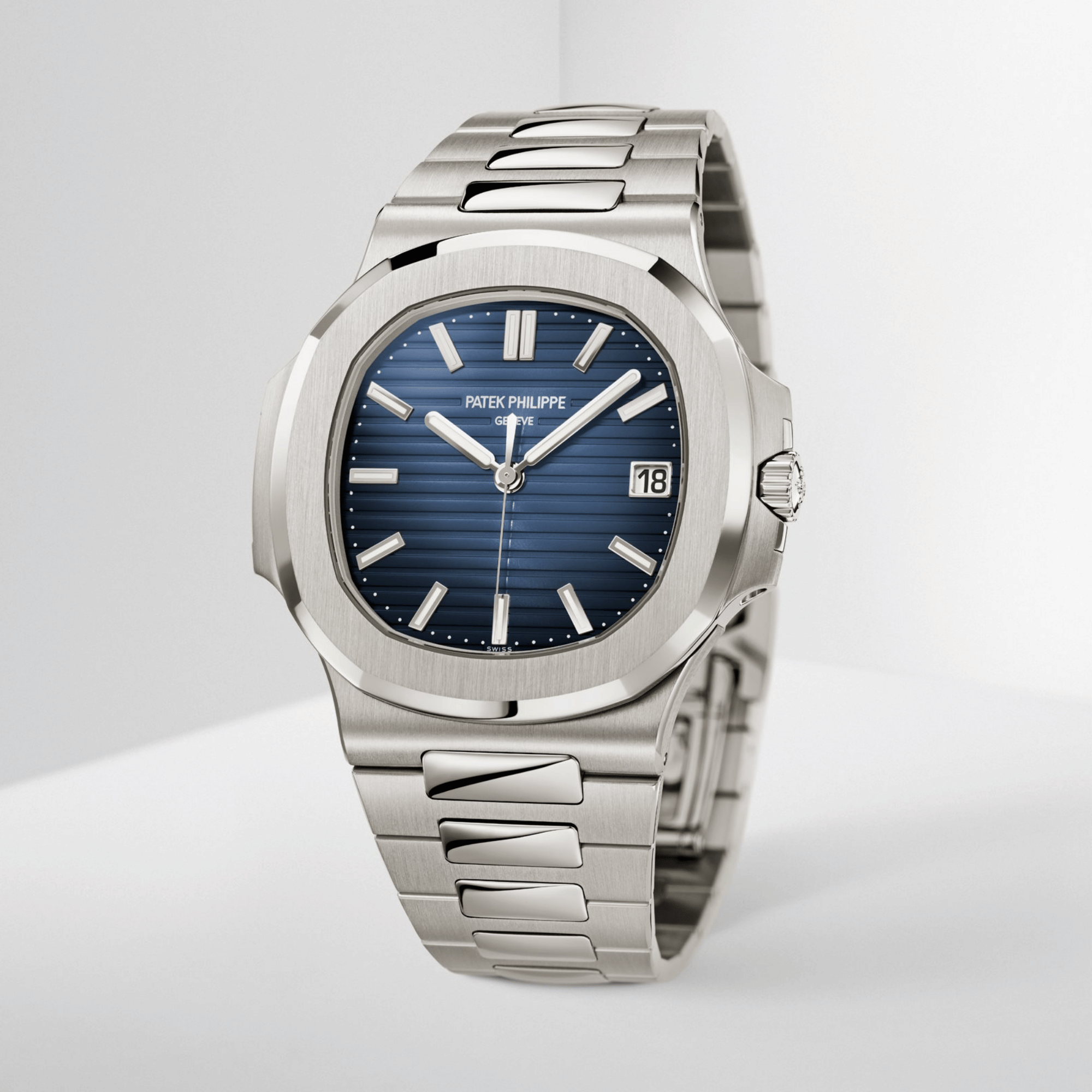 Nautilus White Gold Blue Dial 41mm Product Image 3