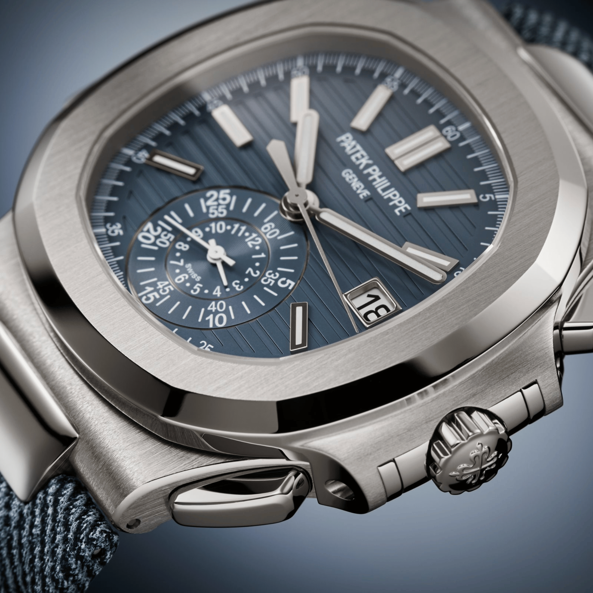 Nautilus Chronograph White Gold Blue Dial 40mm Product Image 6