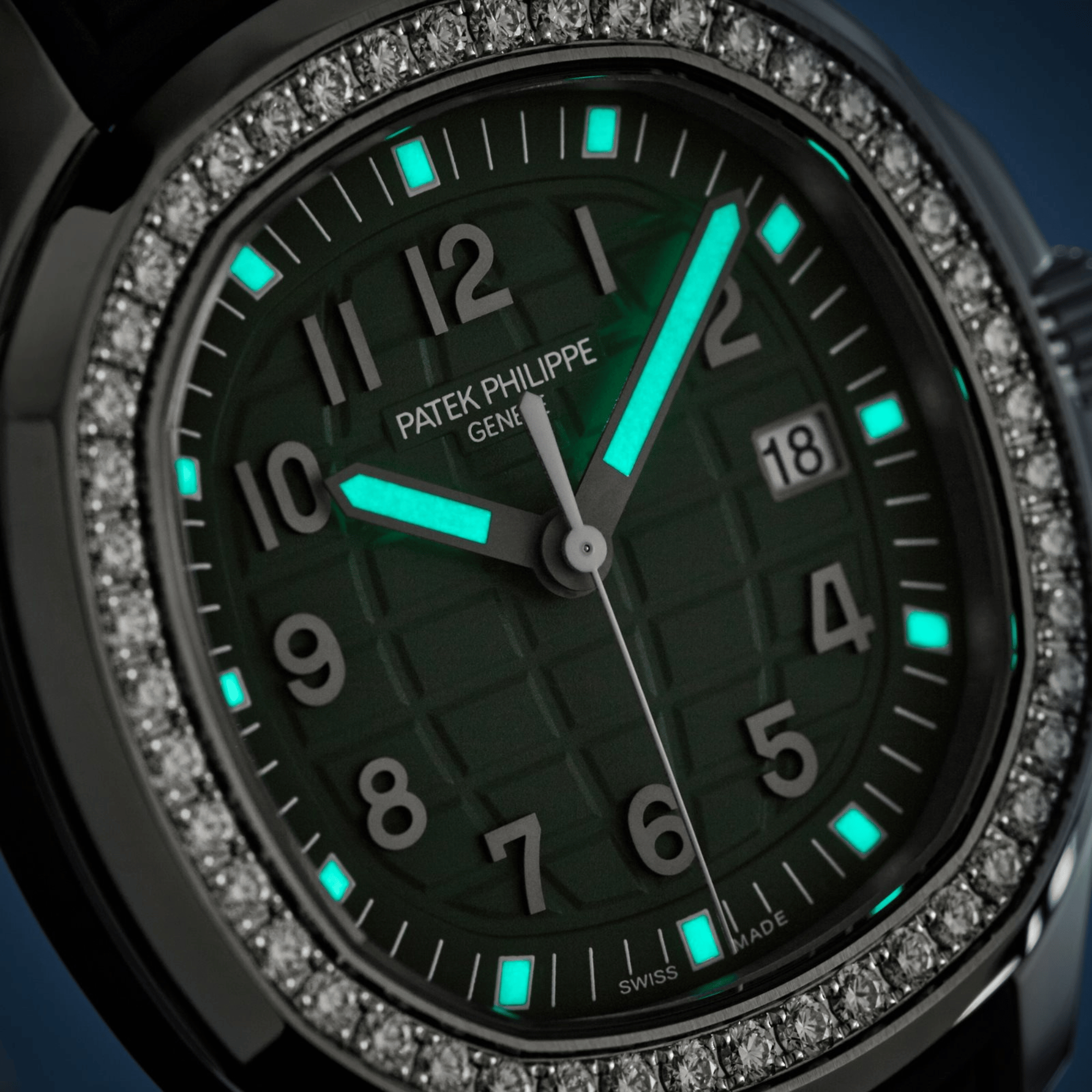 Aquanaut Luce Quartz Steel Green Dial 38mm Product Image 8