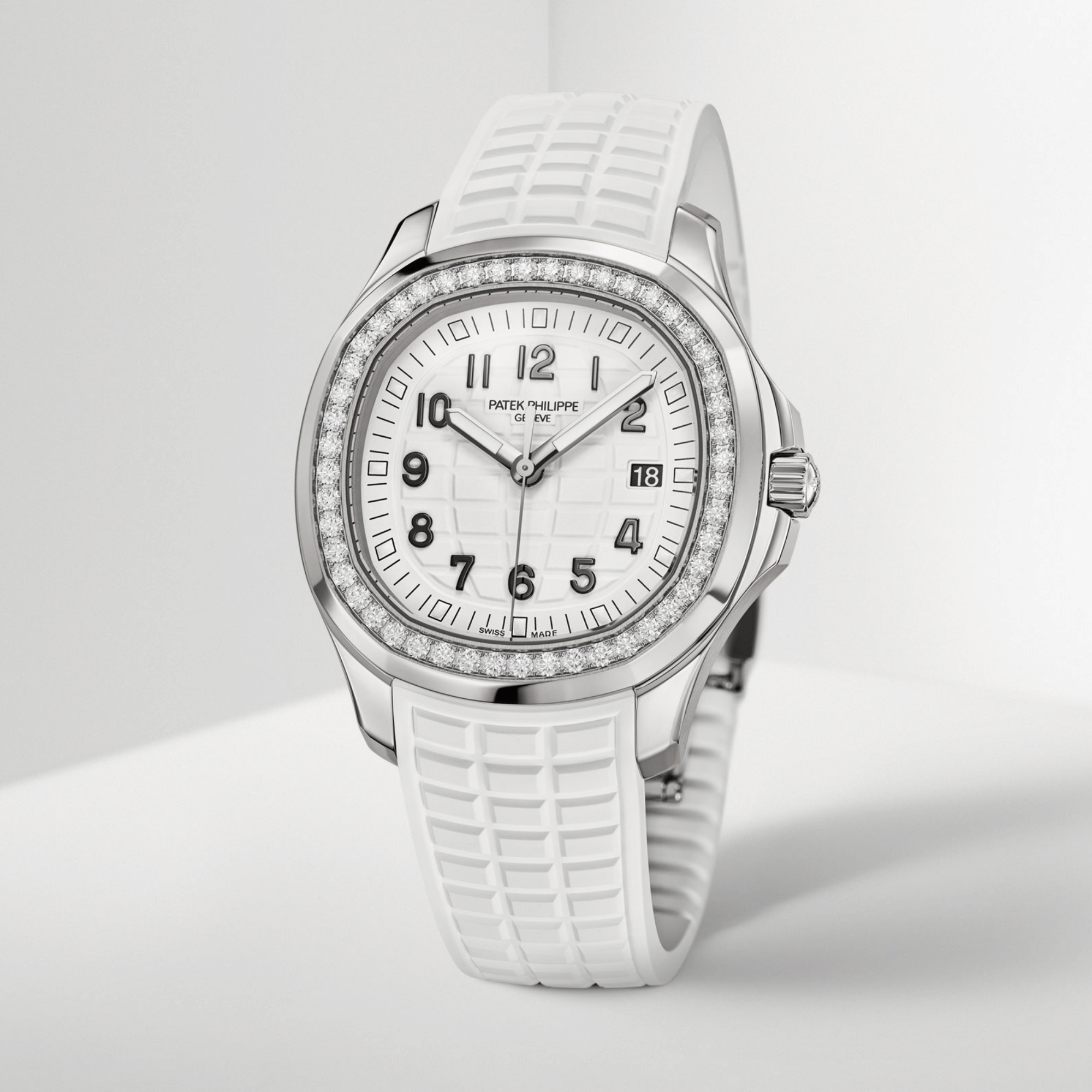 Aquanaut Luce Quartz Steel Diamond White Dial 38mm Product Image 5