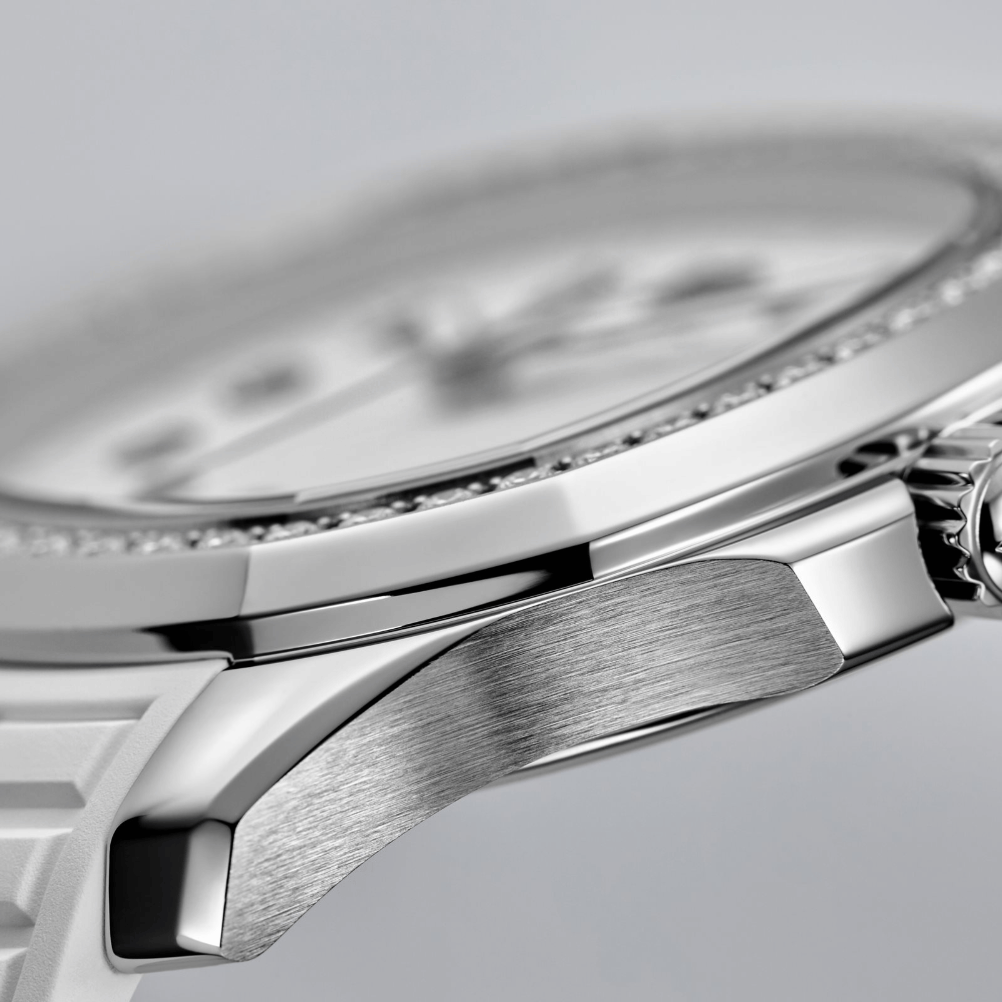 Aquanaut Luce Quartz Steel Diamond White Dial 38mm Product Image 7