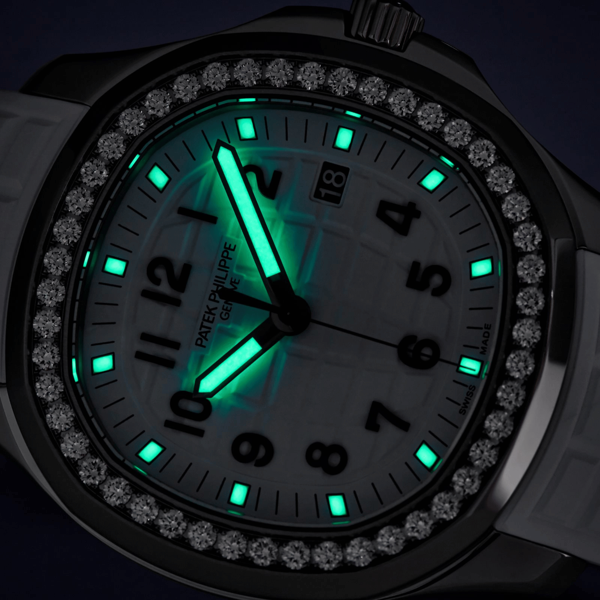 Aquanaut Luce Quartz Steel Diamond White Dial 38mm Product Image 9