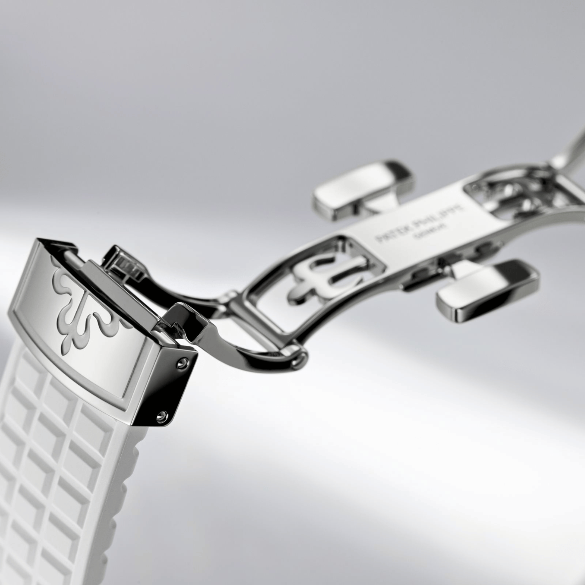 Aquanaut Luce Quartz Steel Diamond White Dial 38mm Product Image 10