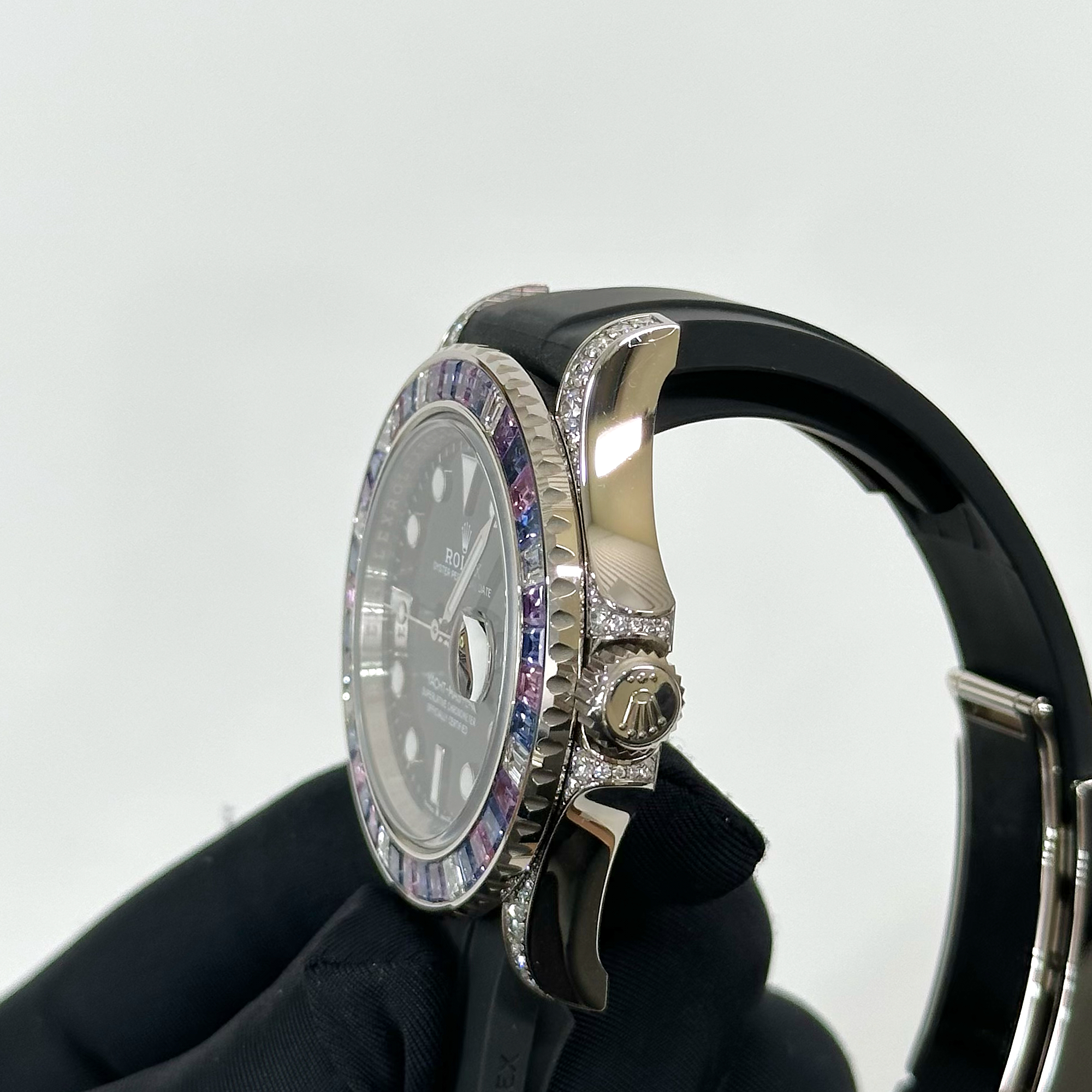 Yacht-Master 40 White Gold Black Dial 40mm Product Image 4