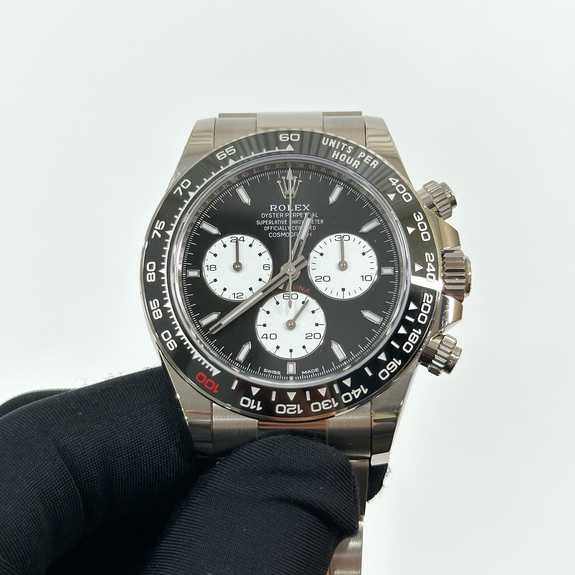 Daytona "Le Mans 100th Anniversary" White Gold Black Dial 40mm Product Image 1