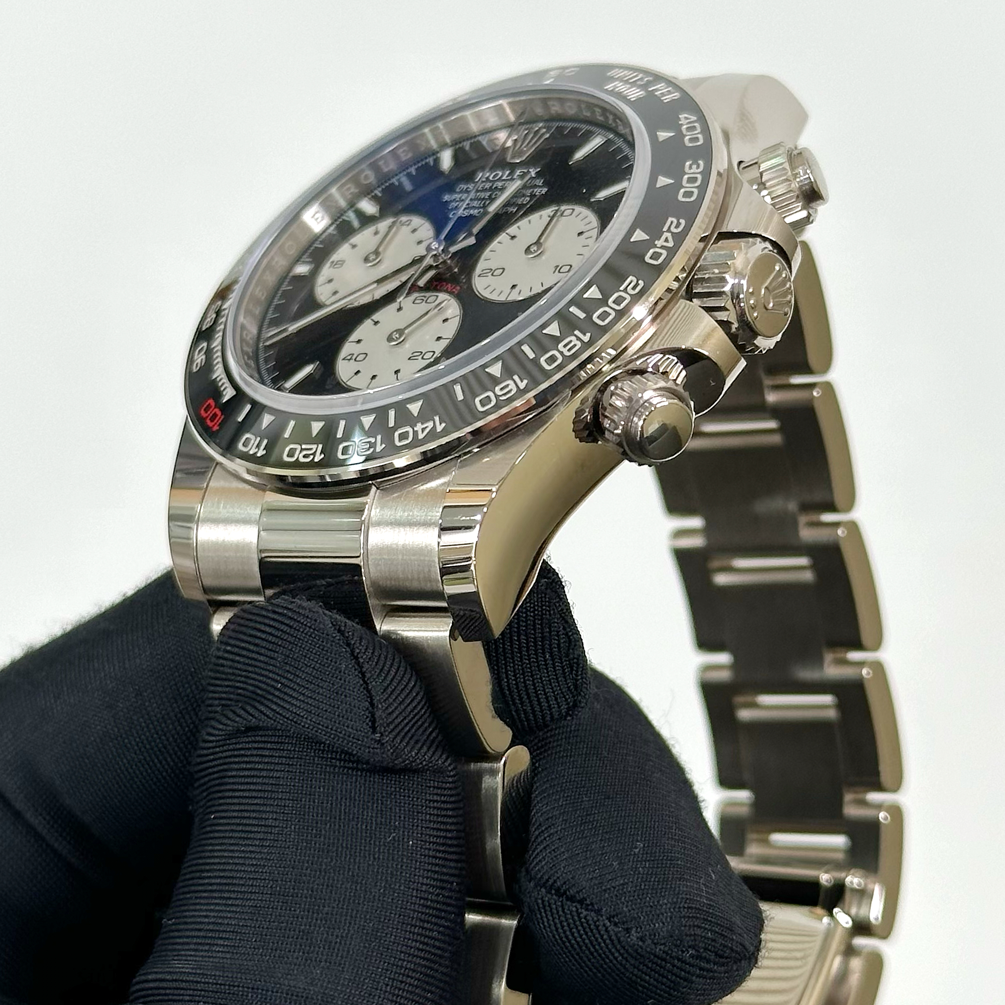 Daytona "Le Mans 100th Anniversary" White Gold Black Dial 40mm Product Image 6