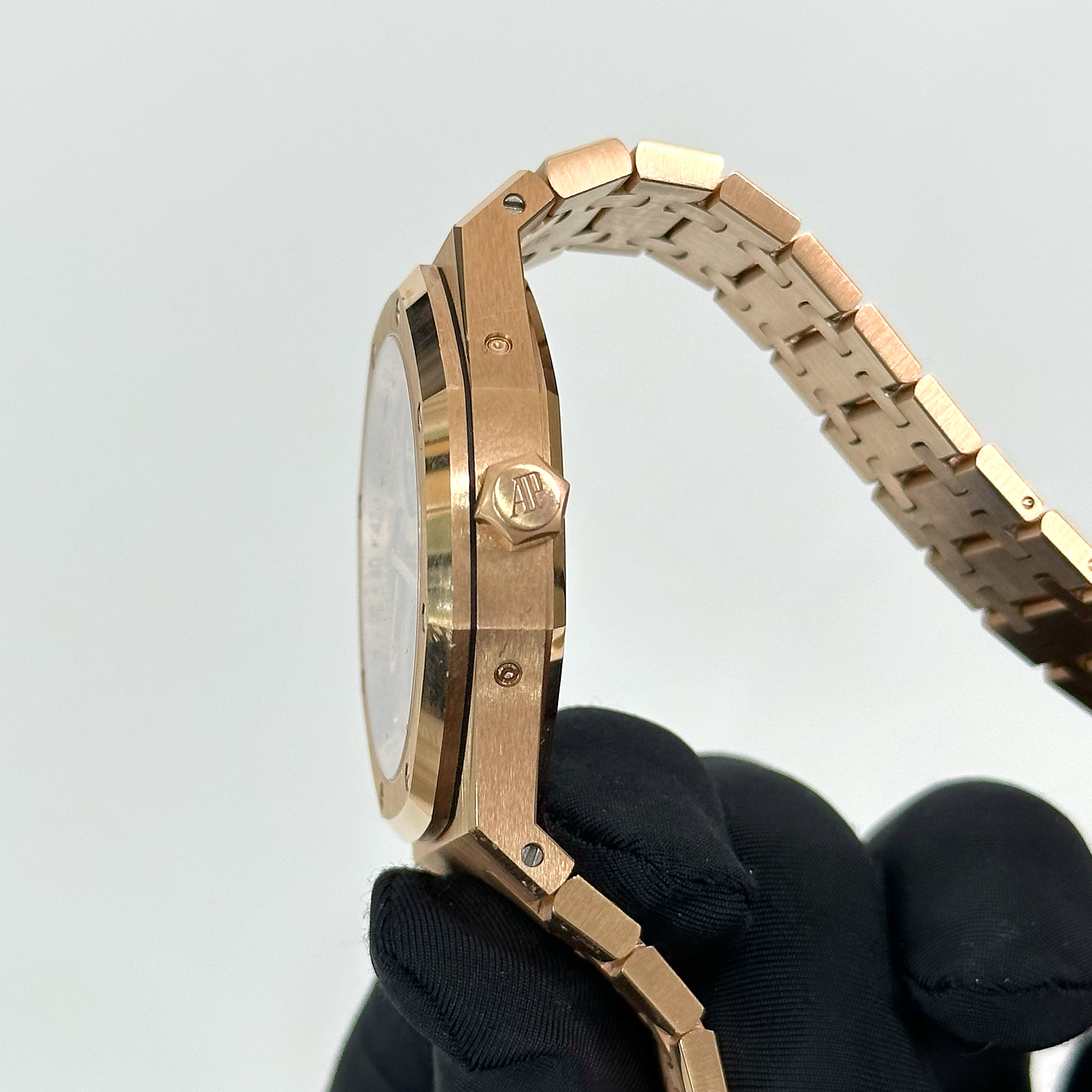 Royal Oak Perpetual Calendar Rose Gold Pink Dial 41mm Product Image 3