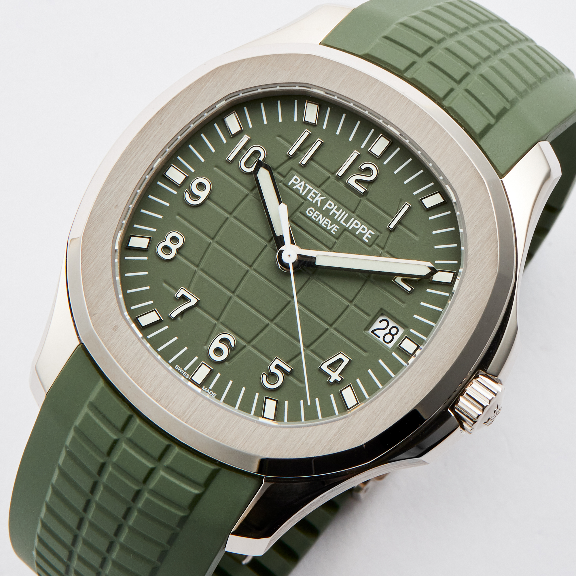 Aquanaut White Gold Green Dial 42mm Product Image 1