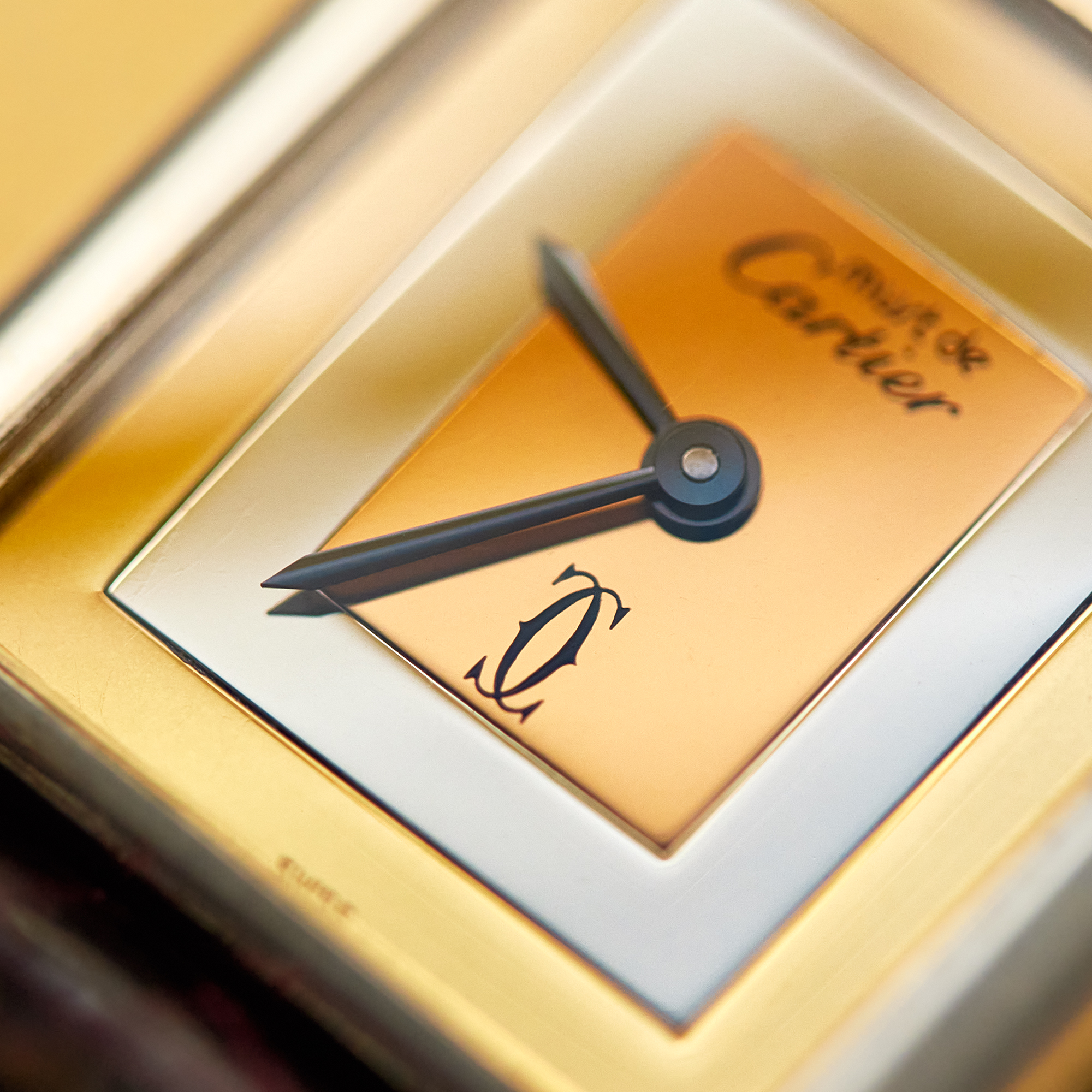 Vintage Must de Cartier Silver with Gold Plated Multi-Color Dial 24mm Product Image