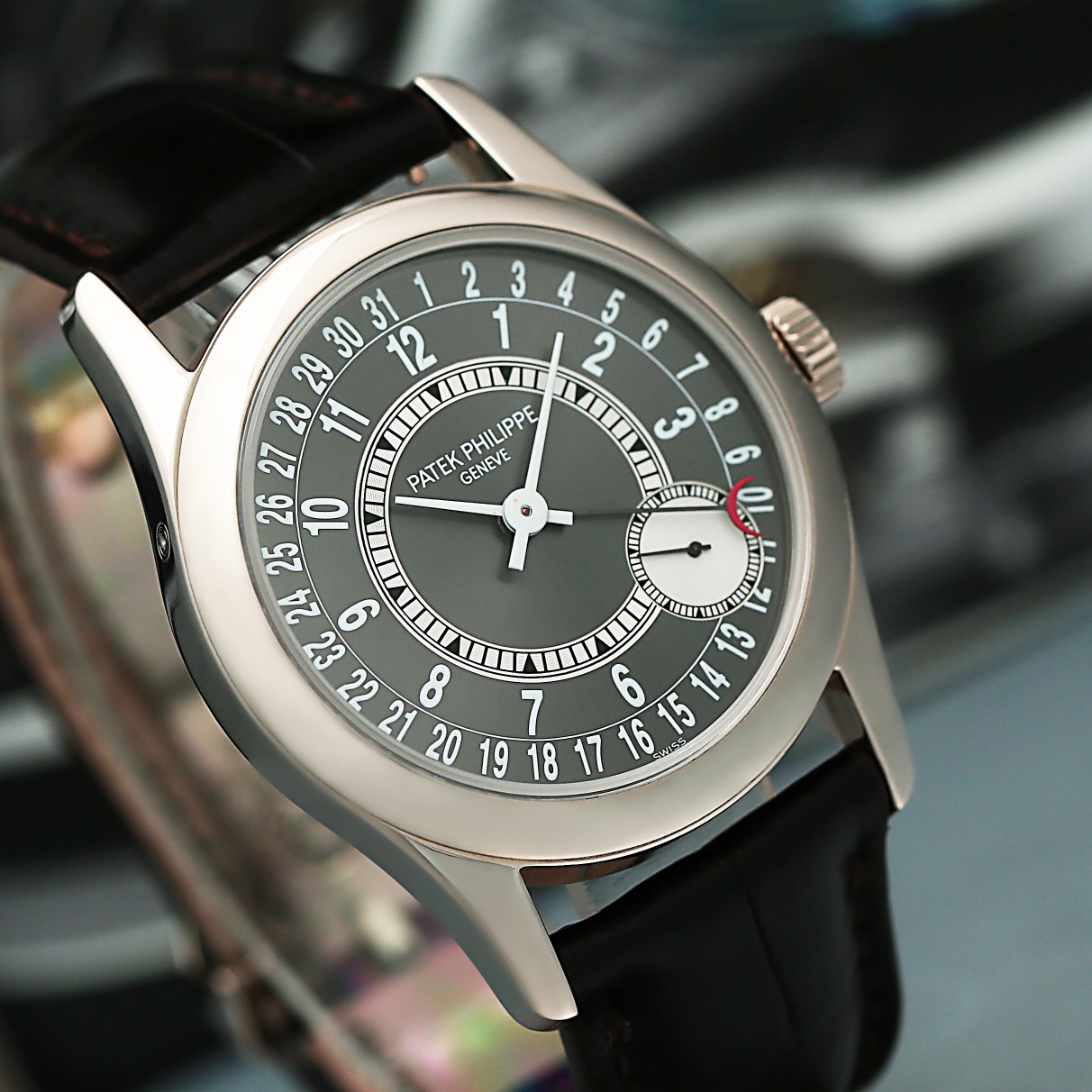 Calatrava White Gold Grey Dial 37mm Product Image 2