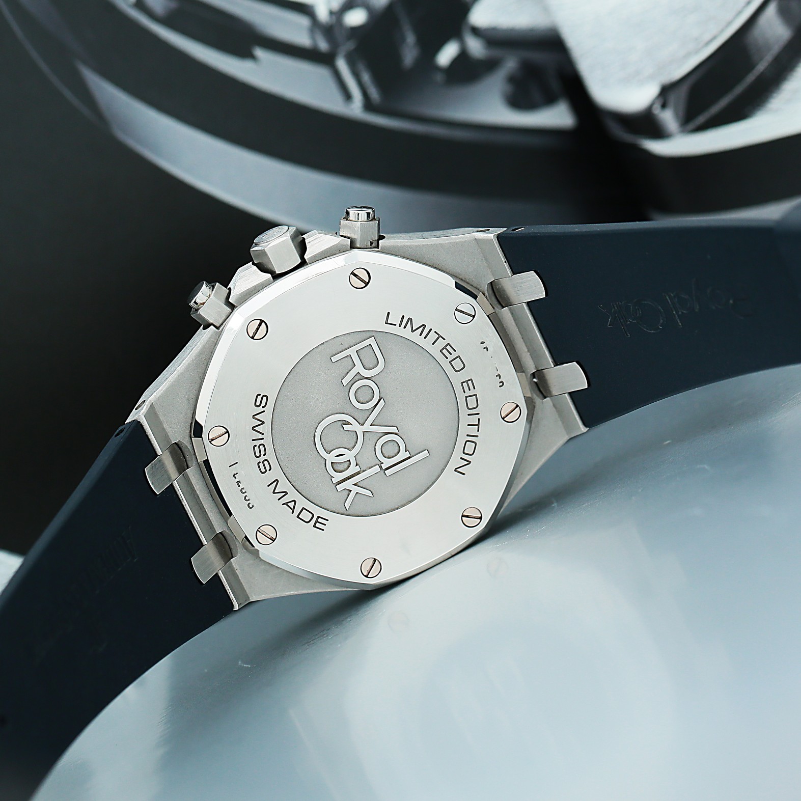 Royal Oak Chronograph Steel Silver Dial 41mm Product Image 5