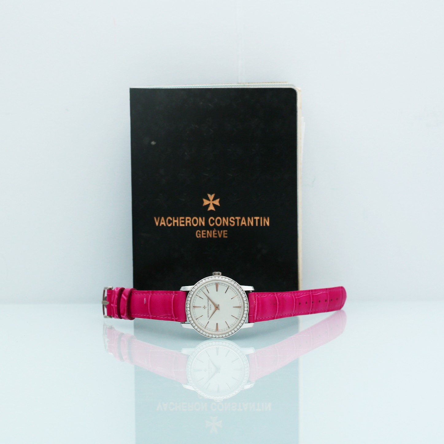 Patrimony White Gold Silver Dial 33mm Product Image 7