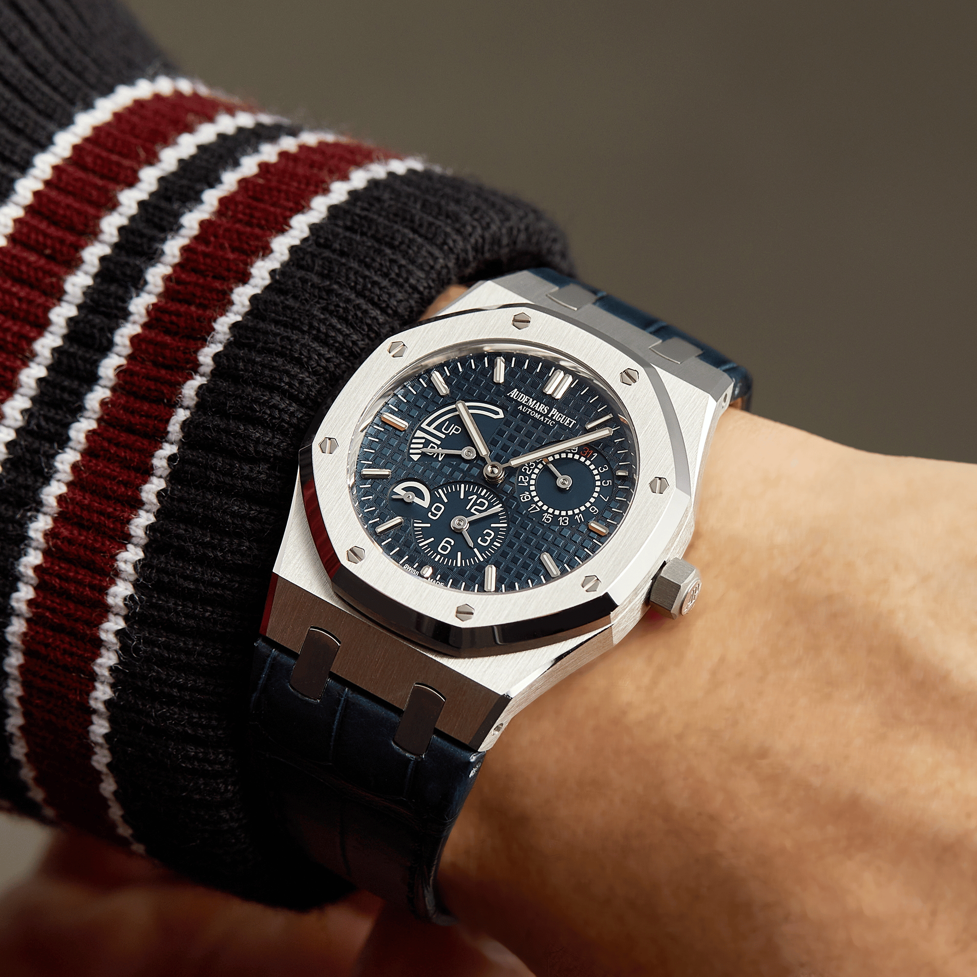 Royal Oak Dual Time Steel Blue Dial 39mm Product Image