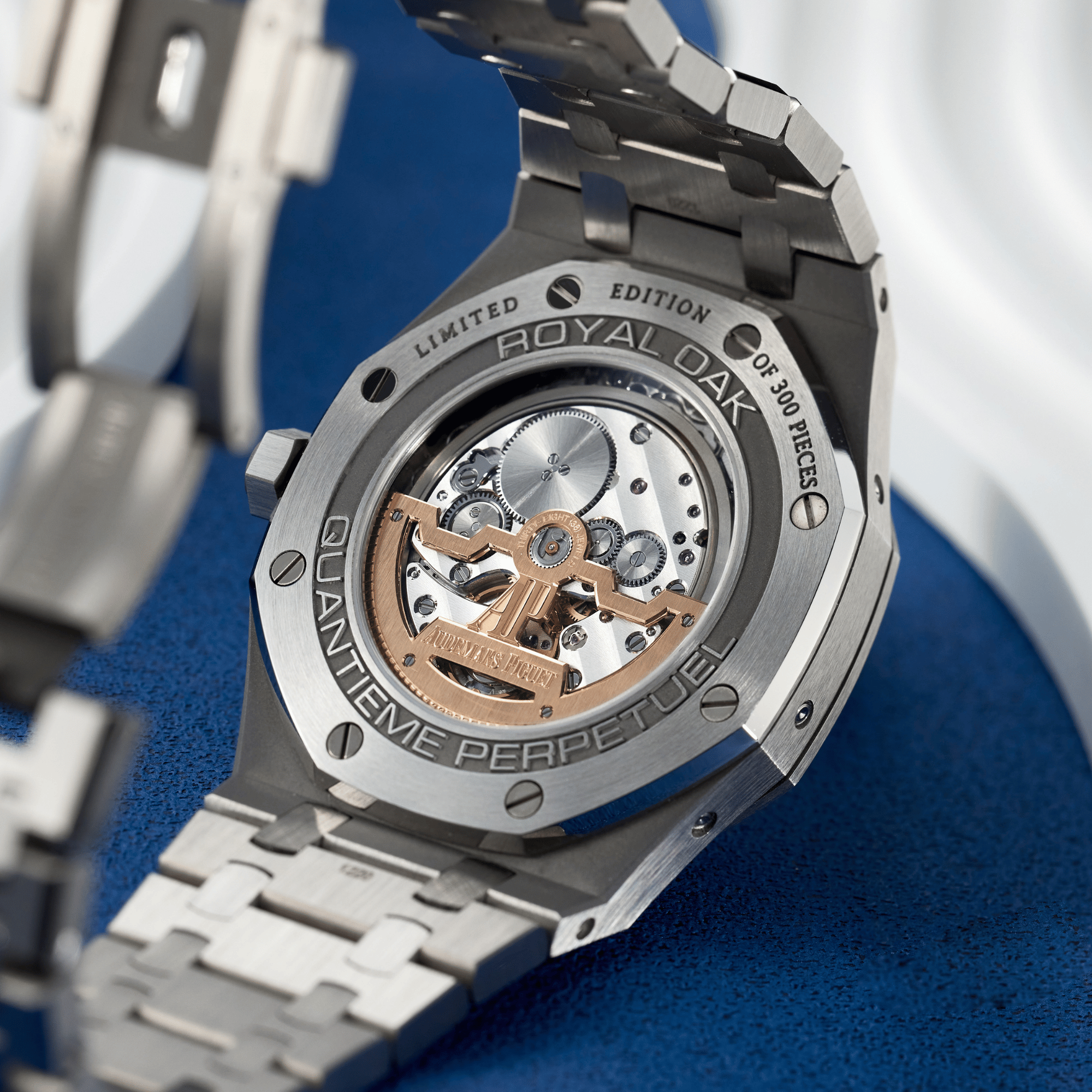 Royal Oak Perpetual Calendar Titanium Salmon Dial 41mm Product Image 12