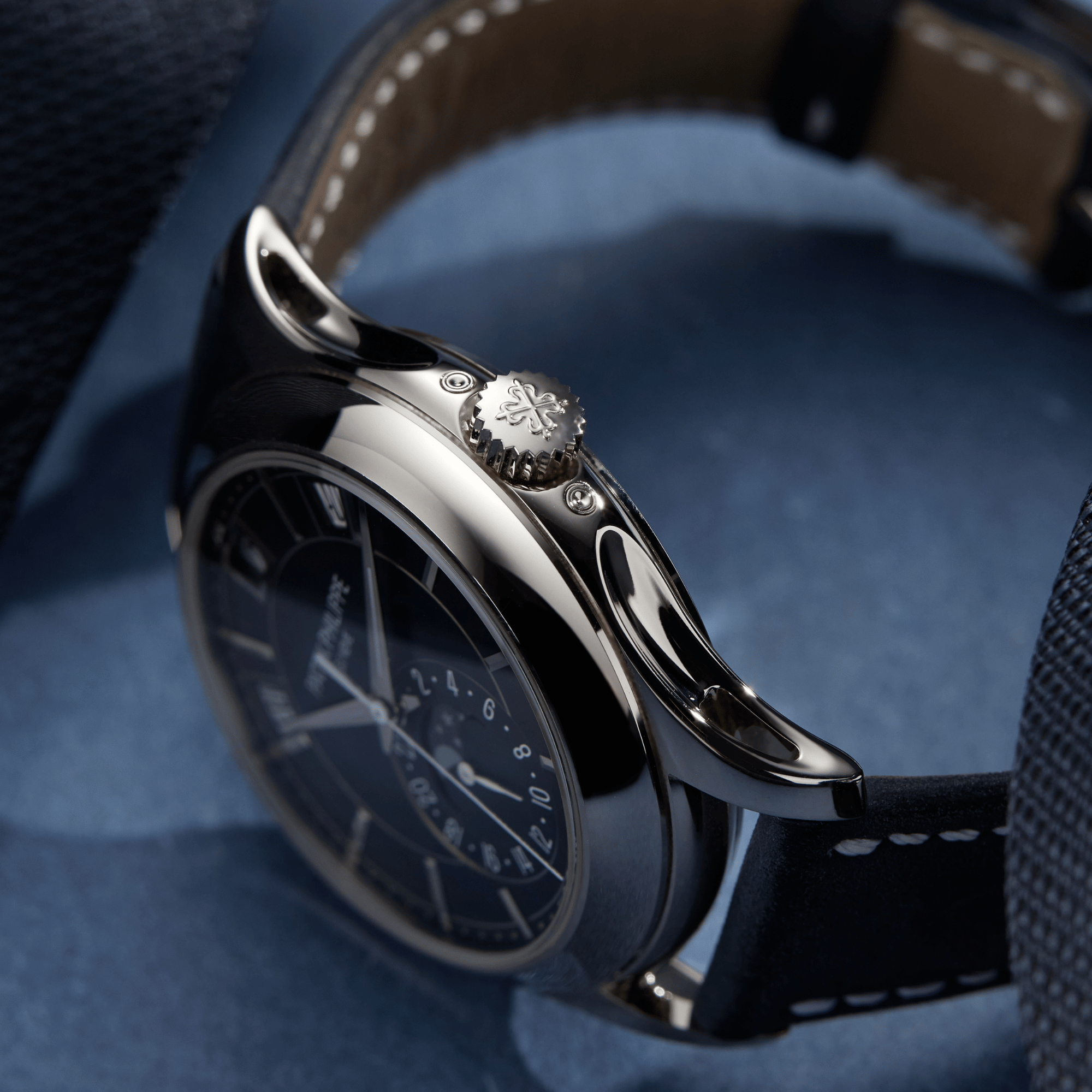Annual Calendar White Gold Blue Dial 40mm Product Image 13