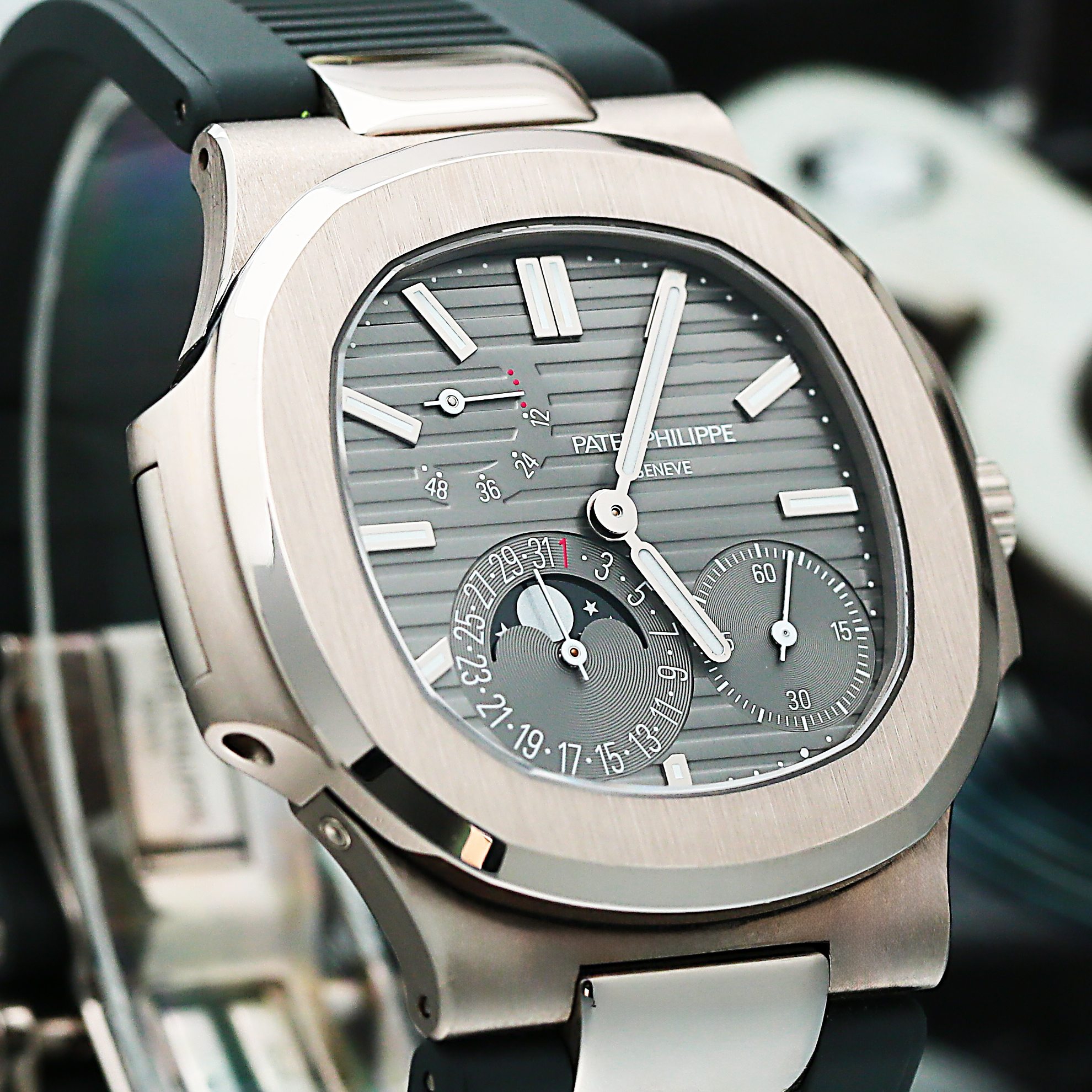 Nautilus Moonphase White Gold Grey Dial 40mm Product Image 2