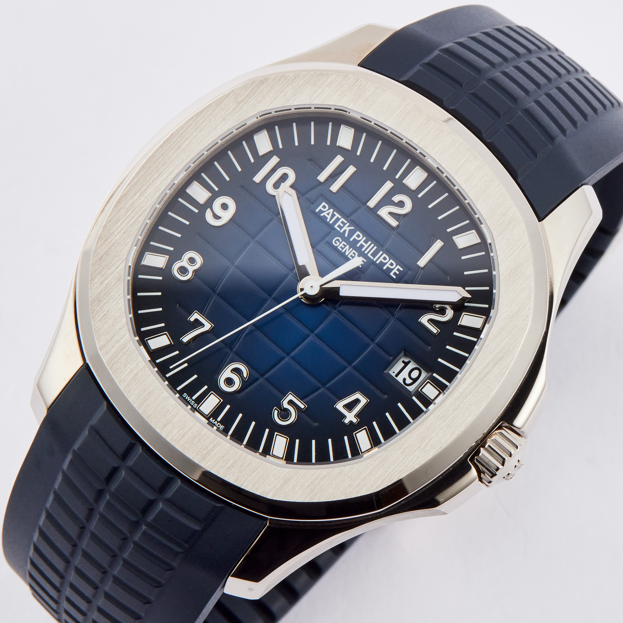 Aquanaut White Gold Blue Dial 42mm Product Image 1