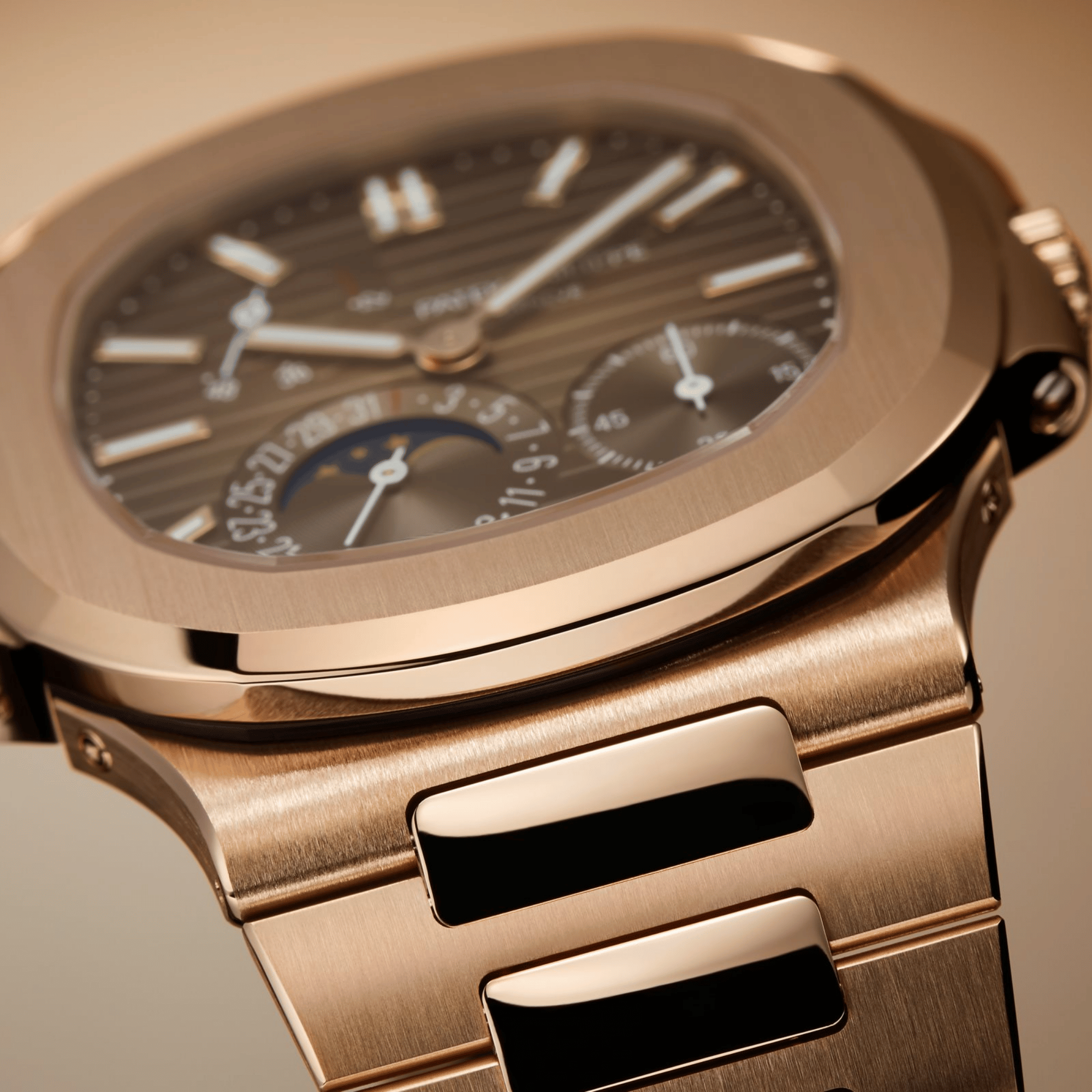Nautilus Moonphase Rose Gold Brown Dial 40mm Product Image 5