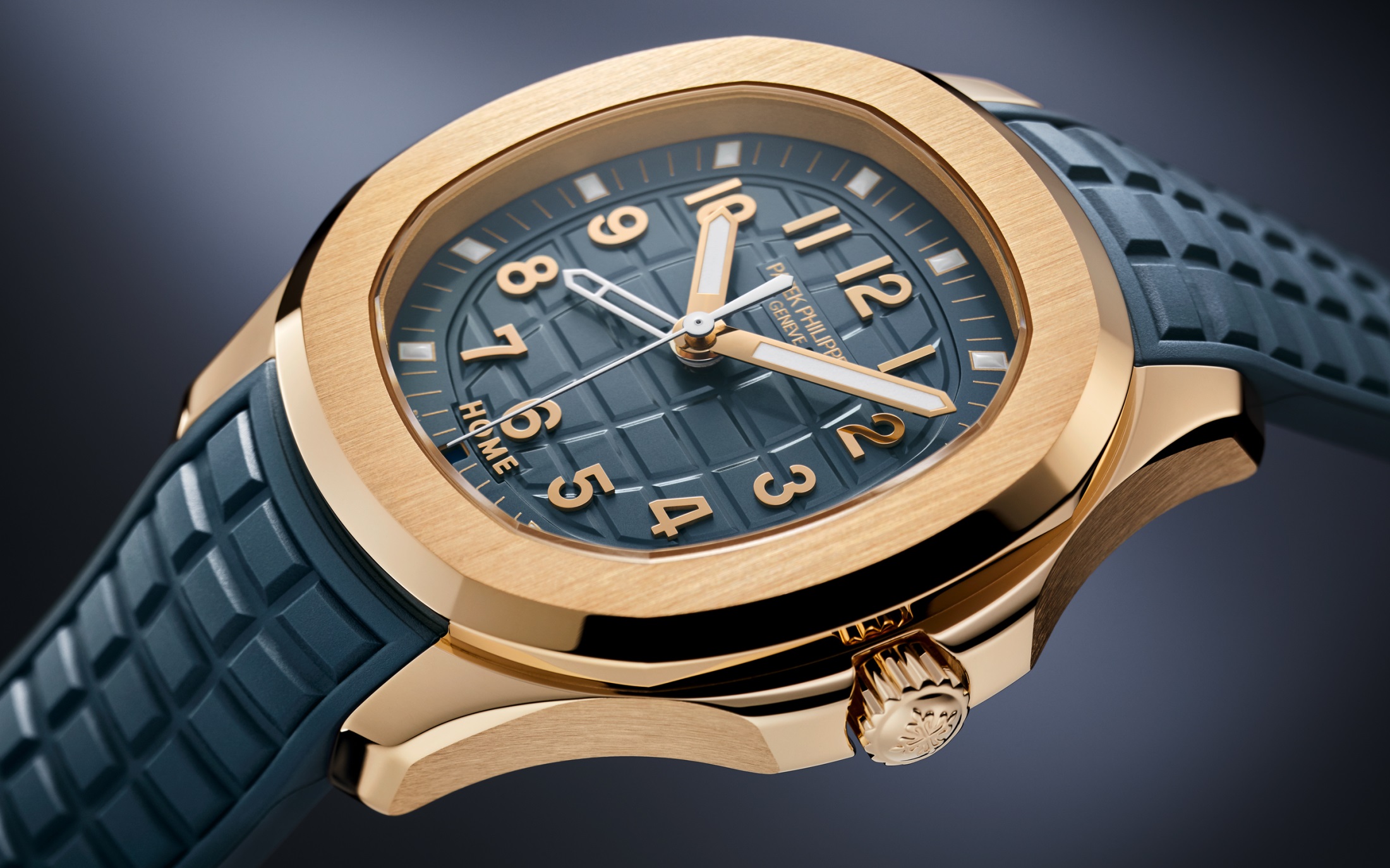 Aquanaut Travel Time Rose Gold Blue Dial 38mm Product Image 2